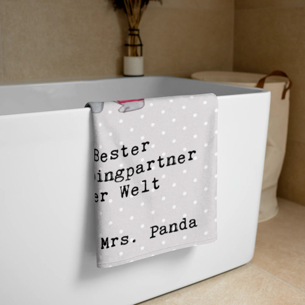 XL Badehandtuch Panda Bester Shoppingpartner der Welt Handtuch, Badetuch, Duschtuch, Strandtuch, Saunatuch, für, Dankeschön, Geschenk, Schenken, Geburtstag, Geburtstagsgeschenk, Geschenkidee, Danke, Bedanken, Mitbringsel, Freude machen, Geschenktipp, Shoppingpartner, Shoppen, Begleitung, Partner, Freundin, Freund, bff, Shopping, Einkaufen, Shopping-Queen, Queen, Bester