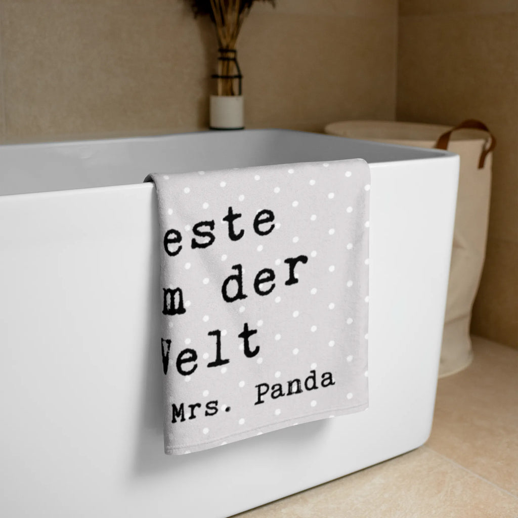 XL Badehandtuch Panda Beste Mom der Welt Handtuch, Badetuch, Duschtuch, Strandtuch, Saunatuch, für, Dankeschön, Geschenk, Schenken, Geburtstag, Geburtstagsgeschenk, Geschenkidee, Danke, Bedanken, Mitbringsel, Freude machen, Geschenktipp, Mom, Mommy, Mama, Mami, Mutter, Muttertag, Mutti, Ma, Tochter, Sohn, Beste Mama, Beste, Supermama