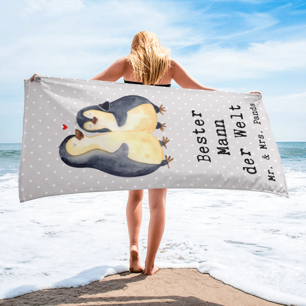 XL Badehandtuch Pinguin Bester Mann der Welt Handtuch, Badetuch, Duschtuch, Strandtuch, Saunatuch, für, Dankeschön, Geschenk, Schenken, Geburtstag, Geburtstagsgeschenk, Geschenkidee, Danke, Bedanken, Mitbringsel, Freude machen, Geschenktipp, Ehemann, Beste, Mann, Partner, Freund, Traummann, Liebling, Ehepartner, Ehe, Gatte, Lebensgefährte, Bräutigam, Kleinigkeit