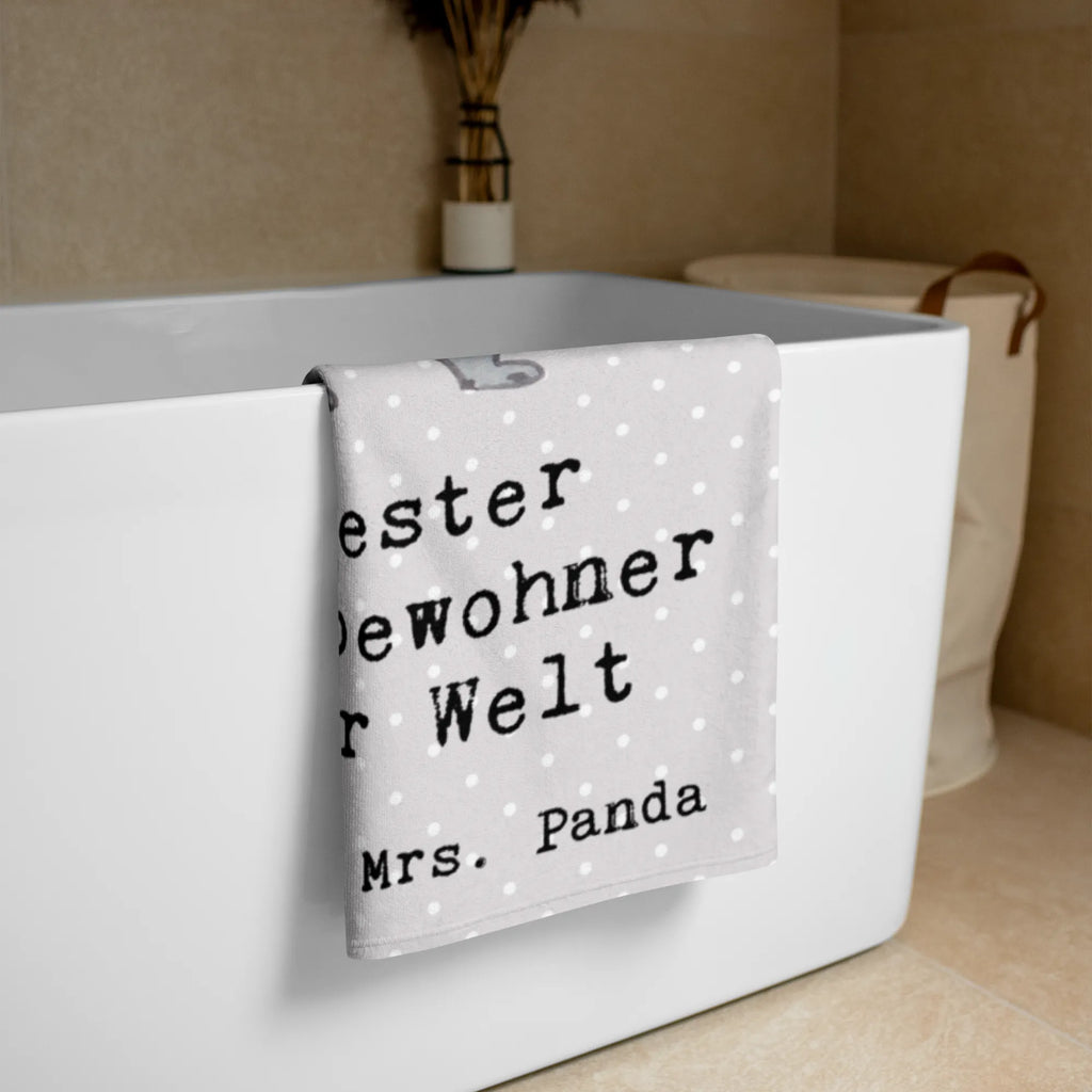 XL Badehandtuch Panda Bester Mitbewohner der Welt Handtuch, Badetuch, Duschtuch, Strandtuch, Saunatuch, für, Dankeschön, Geschenk, Schenken, Geburtstag, Geburtstagsgeschenk, Geschenkidee, Danke, Bedanken, Mitbringsel, Freude machen, Geschenktipp, Mitbewohner, WG, Zimmernachbar, Wohngemeinschaft, WG-Bewohner, Zimmerkollege, Zimmergenosse, Stubenkamerad