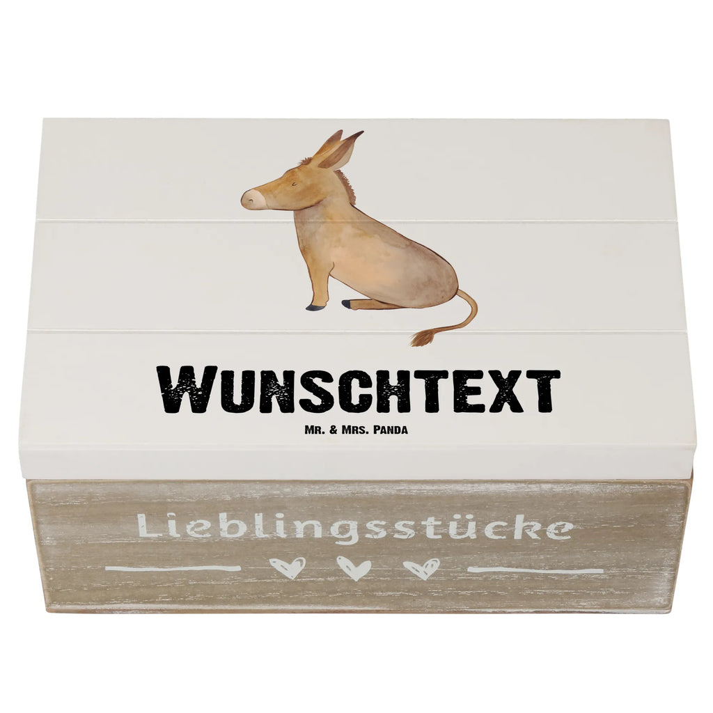 Personalisierte Holzkiste Esel Holzkiste mit Namen, Kiste mit Namen, Schatzkiste mit Namen, Truhe mit Namen, Schatulle mit Namen, Erinnerungsbox mit Namen, Erinnerungskiste, mit Namen, Dekokiste mit Namen, Aufbewahrungsbox mit Namen, Holzkiste Personalisiert, Kiste Personalisiert, Schatzkiste Personalisiert, Truhe Personalisiert, Schatulle Personalisiert, Erinnerungsbox Personalisiert, Erinnerungskiste Personalisiert, Dekokiste Personalisiert, Aufbewahrungsbox Personalisiert, Geschenkbox personalisiert, GEschenkdose personalisiert, Tiermotive, Gute Laune, lustige Sprüche, Tiere, Esel, Weisheit, Lebensmut, Lebensglück, Ziel, Lebensziel, Mut, erfolg, tapferkeit, positive gedanken, zuversicht