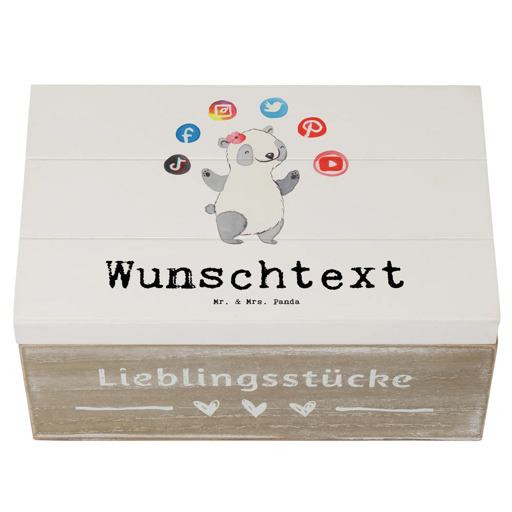 Personalisierte Holzkiste Online Marketing Manager Herz Holzkiste mit Namen, Kiste mit Namen, Schatzkiste mit Namen, Truhe mit Namen, Schatulle mit Namen, Erinnerungsbox mit Namen, Erinnerungskiste, mit Namen, Dekokiste mit Namen, Aufbewahrungsbox mit Namen, Holzkiste Personalisiert, Kiste Personalisiert, Schatzkiste Personalisiert, Truhe Personalisiert, Schatulle Personalisiert, Erinnerungsbox Personalisiert, Erinnerungskiste Personalisiert, Dekokiste Personalisiert, Aufbewahrungsbox Personalisiert, Geschenkbox personalisiert, GEschenkdose personalisiert, Beruf, Ausbildung, Jubiläum, Abschied, Rente, Kollege, Kollegin, Geschenk, Schenken, Arbeitskollege, Mitarbeiter, Firma, Danke, Dankeschön, Online Marketing, Manager, Marketingmanager, Influencer Marketing, Digital Marketing