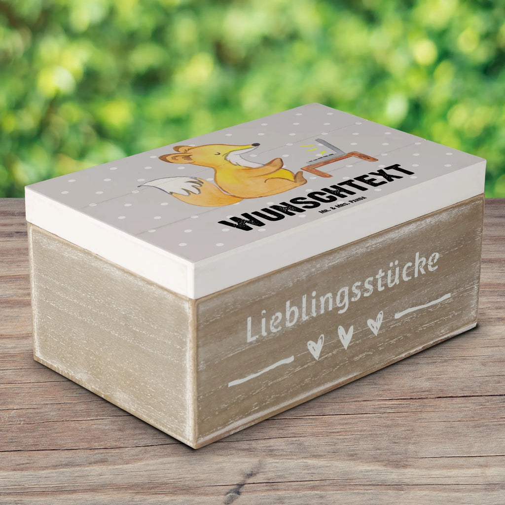 Personalisierte Holzkiste Programmiererin Herz Holzkiste mit Namen, Kiste mit Namen, Schatzkiste mit Namen, Truhe mit Namen, Schatulle mit Namen, Erinnerungsbox mit Namen, Erinnerungskiste, mit Namen, Dekokiste mit Namen, Aufbewahrungsbox mit Namen, Holzkiste Personalisiert, Kiste Personalisiert, Schatzkiste Personalisiert, Truhe Personalisiert, Schatulle Personalisiert, Erinnerungsbox Personalisiert, Erinnerungskiste Personalisiert, Dekokiste Personalisiert, Aufbewahrungsbox Personalisiert, Geschenkbox personalisiert, GEschenkdose personalisiert, Beruf, Ausbildung, Jubiläum, Abschied, Rente, Kollege, Kollegin, Geschenk, Schenken, Arbeitskollege, Mitarbeiter, Firma, Danke, Dankeschön, Programmiererin, Softwareingenieurin, Softwarentwicklerin, Computerfreak, Datenverarbeiterin, Computerfachfrau, IT-Spezialistin, Nerd