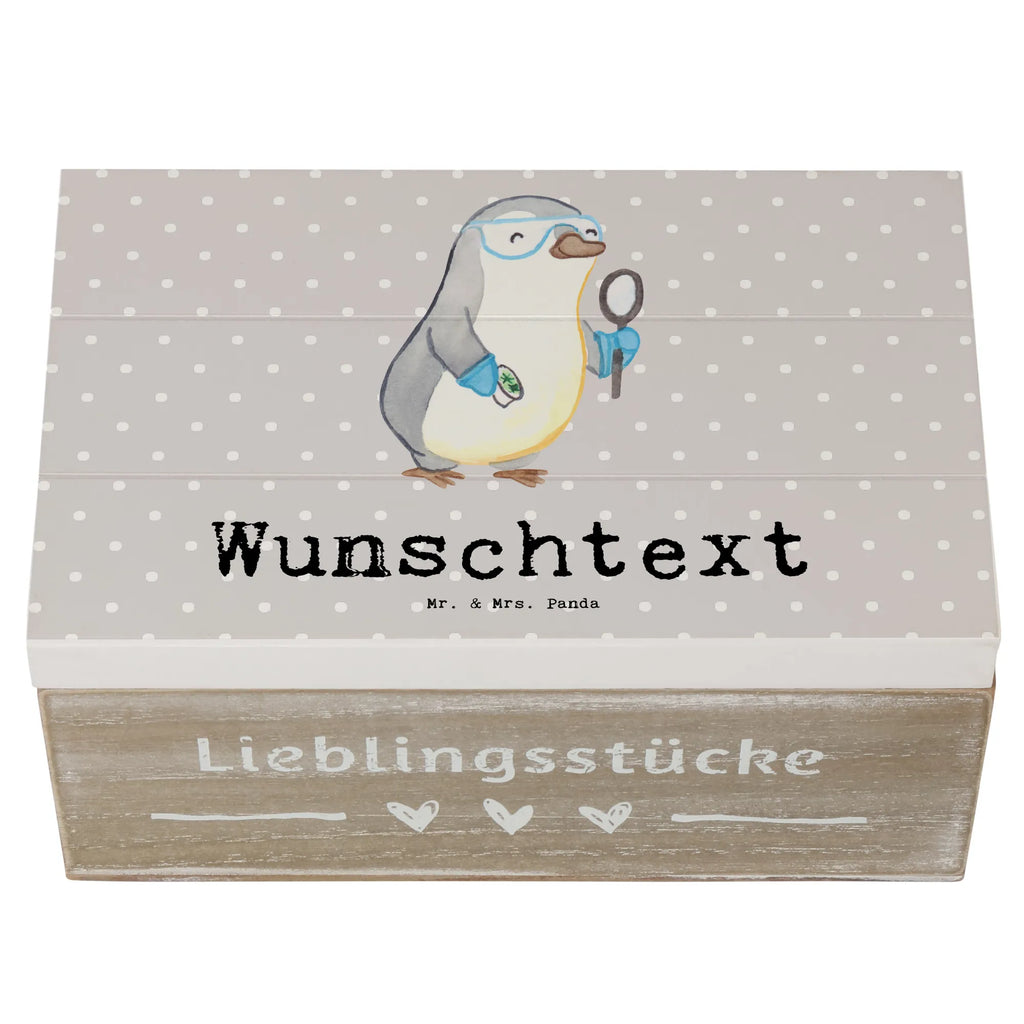 Personalisierte Holzkiste Biologe Herz Holzkiste mit Namen, Kiste mit Namen, Schatzkiste mit Namen, Truhe mit Namen, Schatulle mit Namen, Erinnerungsbox mit Namen, Erinnerungskiste, mit Namen, Dekokiste mit Namen, Aufbewahrungsbox mit Namen, Holzkiste Personalisiert, Kiste Personalisiert, Schatzkiste Personalisiert, Truhe Personalisiert, Schatulle Personalisiert, Erinnerungsbox Personalisiert, Erinnerungskiste Personalisiert, Dekokiste Personalisiert, Aufbewahrungsbox Personalisiert, Geschenkbox personalisiert, GEschenkdose personalisiert, Beruf, Ausbildung, Jubiläum, Abschied, Rente, Kollege, Kollegin, Geschenk, Schenken, Arbeitskollege, Mitarbeiter, Firma, Danke, Dankeschön, Biologe, Biologie, Naturwissenschaftler, Labor, Studium, Bachelor, Master