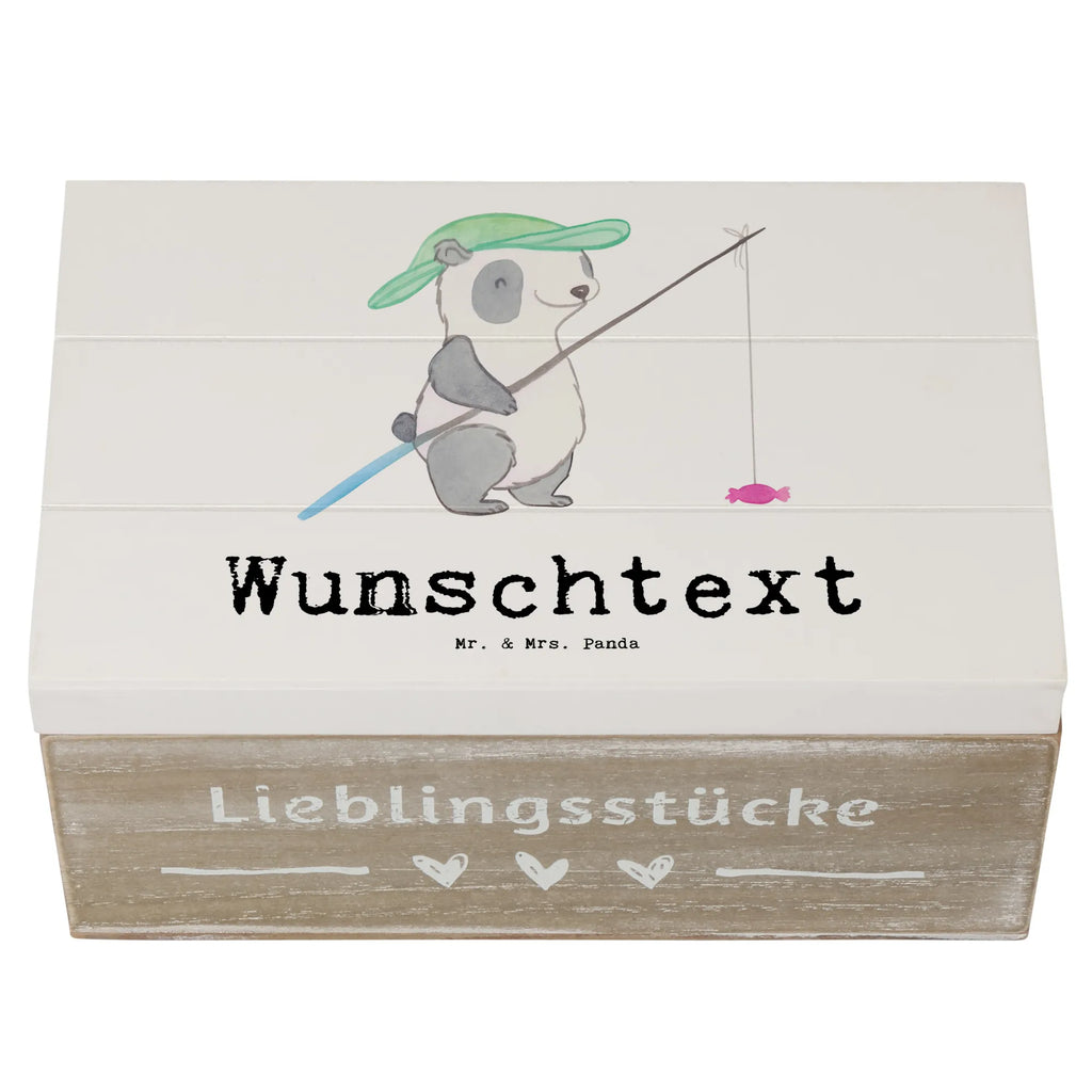 Personalisierte Holzkiste Panda Angeln Holzkiste mit Namen, Kiste mit Namen, Schatzkiste mit Namen, Truhe mit Namen, Schatulle mit Namen, Erinnerungsbox mit Namen, Erinnerungskiste, mit Namen, Dekokiste mit Namen, Aufbewahrungsbox mit Namen, Holzkiste Personalisiert, Kiste Personalisiert, Schatzkiste Personalisiert, Truhe Personalisiert, Schatulle Personalisiert, Erinnerungsbox Personalisiert, Erinnerungskiste Personalisiert, Dekokiste Personalisiert, Aufbewahrungsbox Personalisiert, Geschenkbox personalisiert, GEschenkdose personalisiert, Geschenk, Sport, Sportart, Hobby, Schenken, Danke, Dankeschön, Auszeichnung, Gewinn, Sportler, angeln, Angelsport, Angelverein, Angler, angeln gehen, Hobbyangler