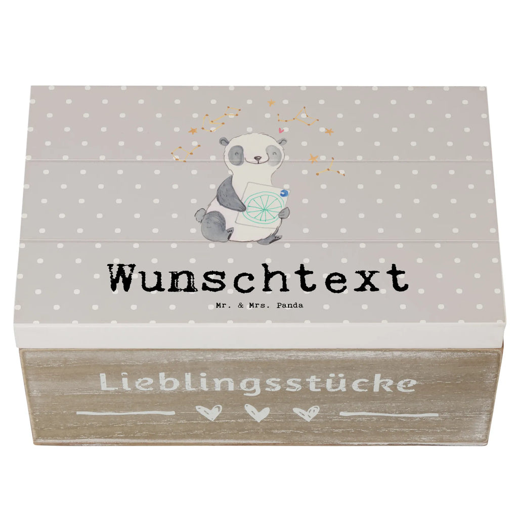 Personalisierte Holzkiste Panda Astrologie Holzkiste mit Namen, Kiste mit Namen, Schatzkiste mit Namen, Truhe mit Namen, Schatulle mit Namen, Erinnerungsbox mit Namen, Erinnerungskiste, mit Namen, Dekokiste mit Namen, Aufbewahrungsbox mit Namen, Holzkiste Personalisiert, Kiste Personalisiert, Schatzkiste Personalisiert, Truhe Personalisiert, Schatulle Personalisiert, Erinnerungsbox Personalisiert, Erinnerungskiste Personalisiert, Dekokiste Personalisiert, Aufbewahrungsbox Personalisiert, Geschenkbox personalisiert, GEschenkdose personalisiert, Geschenk, Sport, Sportart, Hobby, Schenken, Danke, Dankeschön, Auszeichnung, Gewinn, Sportler, Astrologie, Horoskop, Sternbilder