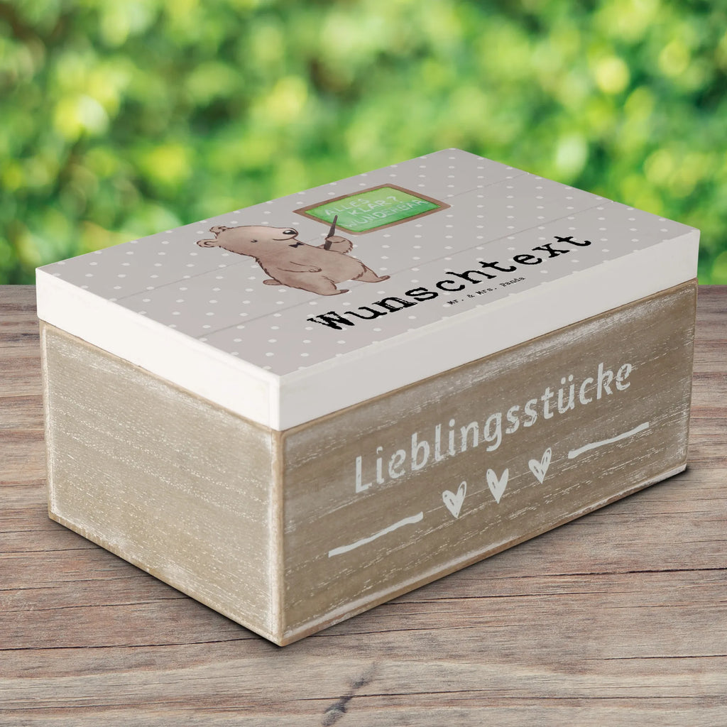 Personalisierte Holzkiste Kunstlehrer mit Herz Holzkiste mit Namen, Kiste mit Namen, Schatzkiste mit Namen, Truhe mit Namen, Schatulle mit Namen, Erinnerungsbox mit Namen, Erinnerungskiste, mit Namen, Dekokiste mit Namen, Aufbewahrungsbox mit Namen, Holzkiste Personalisiert, Kiste Personalisiert, Schatzkiste Personalisiert, Truhe Personalisiert, Schatulle Personalisiert, Erinnerungsbox Personalisiert, Erinnerungskiste Personalisiert, Dekokiste Personalisiert, Aufbewahrungsbox Personalisiert, Geschenkbox personalisiert, GEschenkdose personalisiert, Beruf, Ausbildung, Jubiläum, Abschied, Rente, Kollege, Kollegin, Geschenk, Schenken, Arbeitskollege, Mitarbeiter, Firma, Danke, Dankeschön, Kunstlehrer, Kunstunterricht, Kunstschule