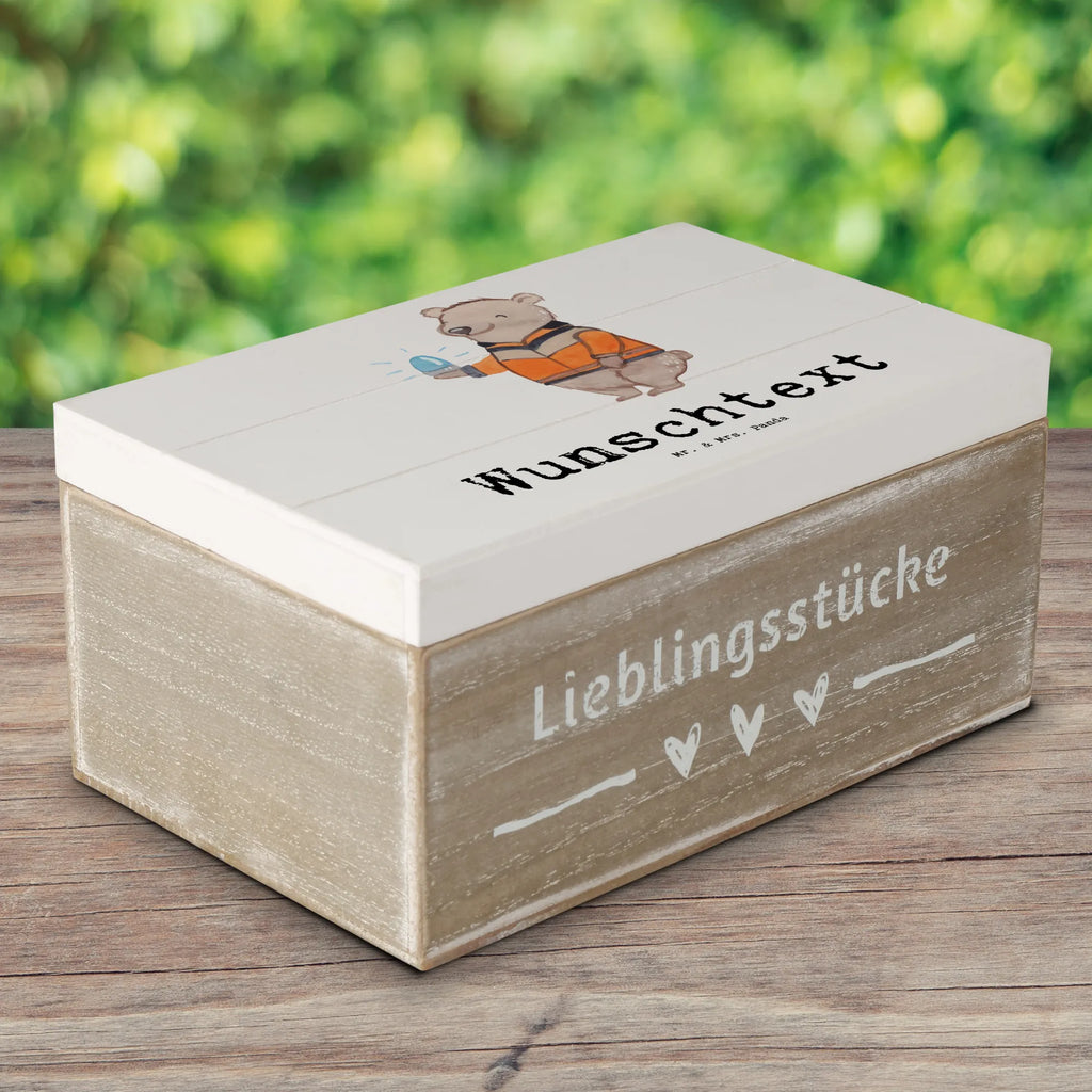 Personalisierte Holzkiste Rettungssanitäter Herz Holzkiste mit Namen, Kiste mit Namen, Schatzkiste mit Namen, Truhe mit Namen, Schatulle mit Namen, Erinnerungsbox mit Namen, Erinnerungskiste, mit Namen, Dekokiste mit Namen, Aufbewahrungsbox mit Namen, Holzkiste Personalisiert, Kiste Personalisiert, Schatzkiste Personalisiert, Truhe Personalisiert, Schatulle Personalisiert, Erinnerungsbox Personalisiert, Erinnerungskiste Personalisiert, Dekokiste Personalisiert, Aufbewahrungsbox Personalisiert, Geschenkbox personalisiert, GEschenkdose personalisiert, Beruf, Ausbildung, Jubiläum, Abschied, Rente, Kollege, Kollegin, Geschenk, Schenken, Arbeitskollege, Mitarbeiter, Firma, Danke, Dankeschön