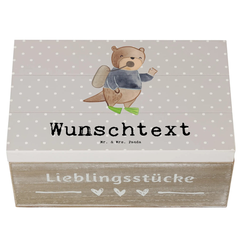 Personalisierte Holzkiste Taucher Herz Holzkiste mit Namen, Kiste mit Namen, Schatzkiste mit Namen, Truhe mit Namen, Schatulle mit Namen, Erinnerungsbox mit Namen, Erinnerungskiste, mit Namen, Dekokiste mit Namen, Aufbewahrungsbox mit Namen, Holzkiste Personalisiert, Kiste Personalisiert, Schatzkiste Personalisiert, Truhe Personalisiert, Schatulle Personalisiert, Erinnerungsbox Personalisiert, Erinnerungskiste Personalisiert, Dekokiste Personalisiert, Aufbewahrungsbox Personalisiert, Geschenkbox personalisiert, GEschenkdose personalisiert, Beruf, Ausbildung, Jubiläum, Abschied, Rente, Kollege, Kollegin, Geschenk, Schenken, Arbeitskollege, Mitarbeiter, Firma, Danke, Dankeschön