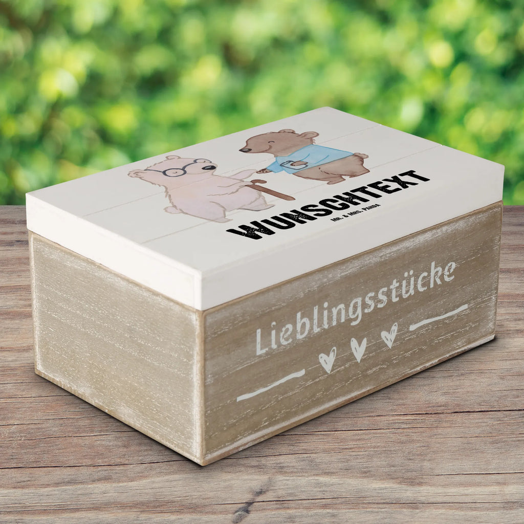 Personalisierte Holzkiste Altenpfleger mit Herz Holzkiste mit Namen, Kiste mit Namen, Schatzkiste mit Namen, Truhe mit Namen, Schatulle mit Namen, Erinnerungsbox mit Namen, Erinnerungskiste, mit Namen, Dekokiste mit Namen, Aufbewahrungsbox mit Namen, Holzkiste Personalisiert, Kiste Personalisiert, Schatzkiste Personalisiert, Truhe Personalisiert, Schatulle Personalisiert, Erinnerungsbox Personalisiert, Erinnerungskiste Personalisiert, Dekokiste Personalisiert, Aufbewahrungsbox Personalisiert, Geschenkbox personalisiert, GEschenkdose personalisiert, Beruf, Ausbildung, Jubiläum, Abschied, Rente, Kollege, Kollegin, Geschenk, Schenken, Arbeitskollege, Mitarbeiter, Firma, Danke, Dankeschön, Altenpfleger, Pfleger, Altenheim Eröffnung