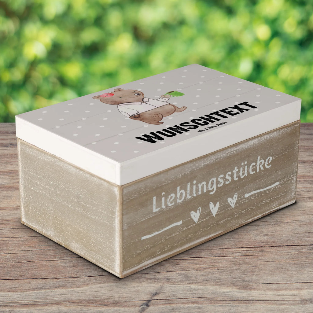 Personalisierte Holzkiste CEO Herz Holzkiste mit Namen, Kiste mit Namen, Schatzkiste mit Namen, Truhe mit Namen, Schatulle mit Namen, Erinnerungsbox mit Namen, Erinnerungskiste, mit Namen, Dekokiste mit Namen, Aufbewahrungsbox mit Namen, Holzkiste Personalisiert, Kiste Personalisiert, Schatzkiste Personalisiert, Truhe Personalisiert, Schatulle Personalisiert, Erinnerungsbox Personalisiert, Erinnerungskiste Personalisiert, Dekokiste Personalisiert, Aufbewahrungsbox Personalisiert, Geschenkbox personalisiert, GEschenkdose personalisiert, Beruf, Ausbildung, Jubiläum, Abschied, Rente, Kollege, Kollegin, Geschenk, Schenken, Arbeitskollege, Mitarbeiter, Firma, Danke, Dankeschön, CEO, Chef, Führungskraft, Geschäftsinhaber, Firmeninhaber, Unternehmensinhaber, Direktor, Leiter