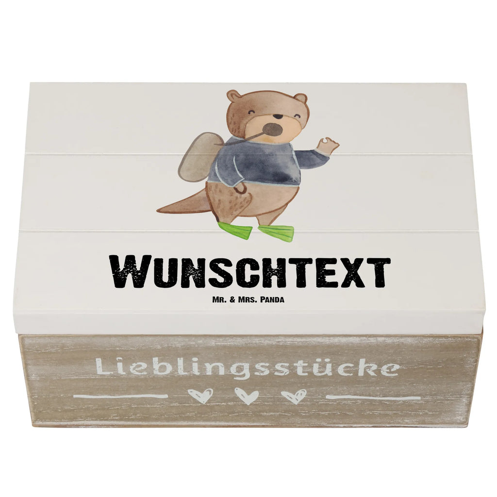 Personalisierte Holzkiste Tauchlehrer mit Herz Holzkiste mit Namen, Kiste mit Namen, Schatzkiste mit Namen, Truhe mit Namen, Schatulle mit Namen, Erinnerungsbox mit Namen, Erinnerungskiste, mit Namen, Dekokiste mit Namen, Aufbewahrungsbox mit Namen, Holzkiste Personalisiert, Kiste Personalisiert, Schatzkiste Personalisiert, Truhe Personalisiert, Schatulle Personalisiert, Erinnerungsbox Personalisiert, Erinnerungskiste Personalisiert, Dekokiste Personalisiert, Aufbewahrungsbox Personalisiert, Geschenkbox personalisiert, GEschenkdose personalisiert, Beruf, Ausbildung, Jubiläum, Abschied, Rente, Kollege, Kollegin, Geschenk, Schenken, Arbeitskollege, Mitarbeiter, Firma, Danke, Dankeschön