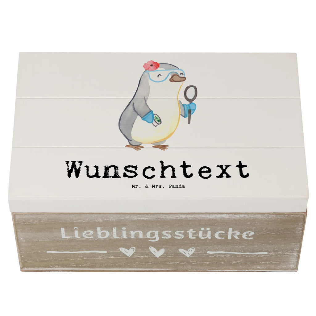 Personalisierte Holzkiste Mikrobiologin mit Herz Holzkiste mit Namen, Kiste mit Namen, Schatzkiste mit Namen, Truhe mit Namen, Schatulle mit Namen, Erinnerungsbox mit Namen, Erinnerungskiste, mit Namen, Dekokiste mit Namen, Aufbewahrungsbox mit Namen, Holzkiste Personalisiert, Kiste Personalisiert, Schatzkiste Personalisiert, Truhe Personalisiert, Schatulle Personalisiert, Erinnerungsbox Personalisiert, Erinnerungskiste Personalisiert, Dekokiste Personalisiert, Aufbewahrungsbox Personalisiert, Geschenkbox personalisiert, GEschenkdose personalisiert, Beruf, Ausbildung, Jubiläum, Abschied, Rente, Kollege, Kollegin, Geschenk, Schenken, Arbeitskollege, Mitarbeiter, Firma, Danke, Dankeschön, Mikrobiologin, Naturwissenschaftlerin, Labor, Forschung