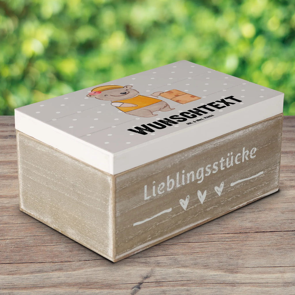 Personalisierte Holzkiste Lagerarbeiterin Herz Holzkiste mit Namen, Kiste mit Namen, Schatzkiste mit Namen, Truhe mit Namen, Schatulle mit Namen, Erinnerungsbox mit Namen, Erinnerungskiste, mit Namen, Dekokiste mit Namen, Aufbewahrungsbox mit Namen, Holzkiste Personalisiert, Kiste Personalisiert, Schatzkiste Personalisiert, Truhe Personalisiert, Schatulle Personalisiert, Erinnerungsbox Personalisiert, Erinnerungskiste Personalisiert, Dekokiste Personalisiert, Aufbewahrungsbox Personalisiert, Geschenkbox personalisiert, GEschenkdose personalisiert, Beruf, Ausbildung, Jubiläum, Abschied, Rente, Kollege, Kollegin, Geschenk, Schenken, Arbeitskollege, Mitarbeiter, Firma, Danke, Dankeschön, Lagerarbeiterin, Fachlageristin, Lageristin, Lagerverwalterin