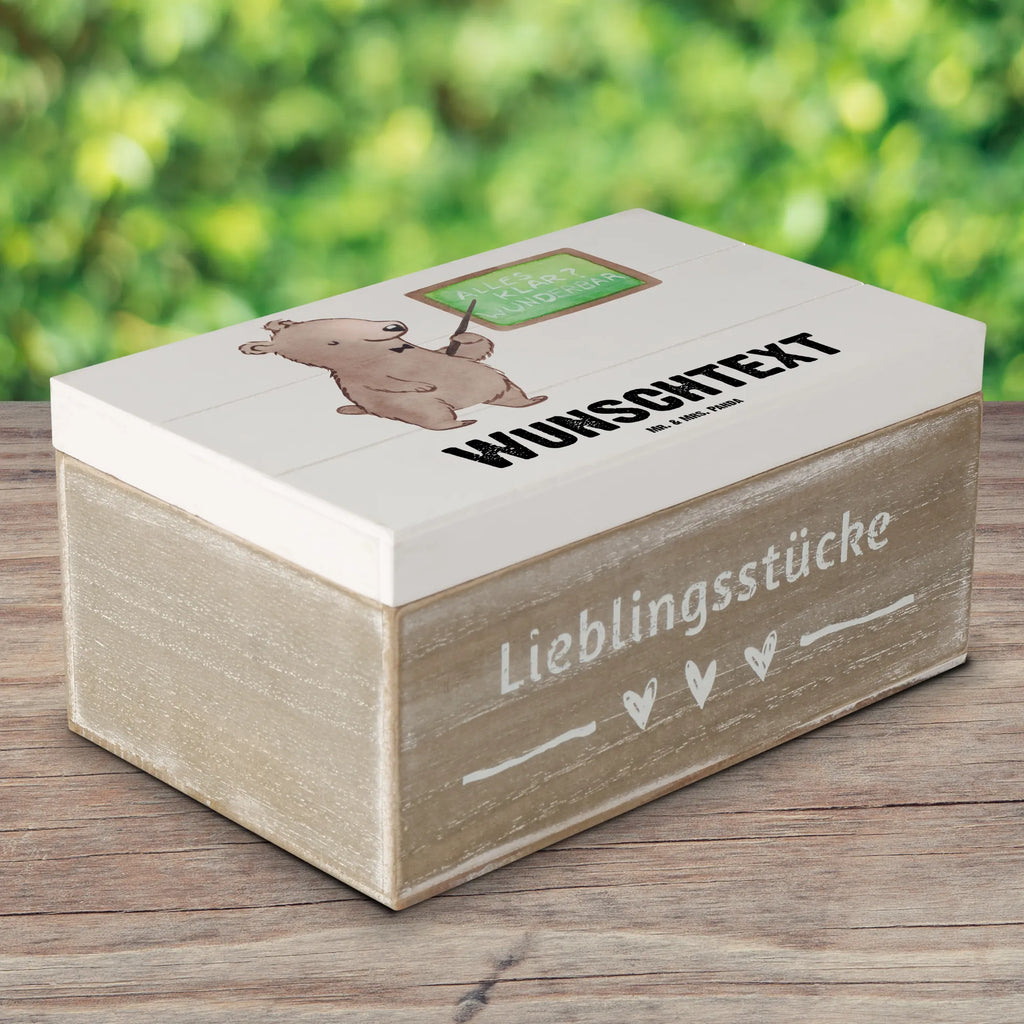 Personalisierte Holzkiste Nachhilfelehrer Herz Holzkiste mit Namen, Kiste mit Namen, Schatzkiste mit Namen, Truhe mit Namen, Schatulle mit Namen, Erinnerungsbox mit Namen, Erinnerungskiste, mit Namen, Dekokiste mit Namen, Aufbewahrungsbox mit Namen, Holzkiste Personalisiert, Kiste Personalisiert, Schatzkiste Personalisiert, Truhe Personalisiert, Schatulle Personalisiert, Erinnerungsbox Personalisiert, Erinnerungskiste Personalisiert, Dekokiste Personalisiert, Aufbewahrungsbox Personalisiert, Geschenkbox personalisiert, GEschenkdose personalisiert, Beruf, Ausbildung, Jubiläum, Abschied, Rente, Kollege, Kollegin, Geschenk, Schenken, Arbeitskollege, Mitarbeiter, Firma, Danke, Dankeschön, Nachhilfelehrer, Nachhilfeschule, Nachhilfeunterricht