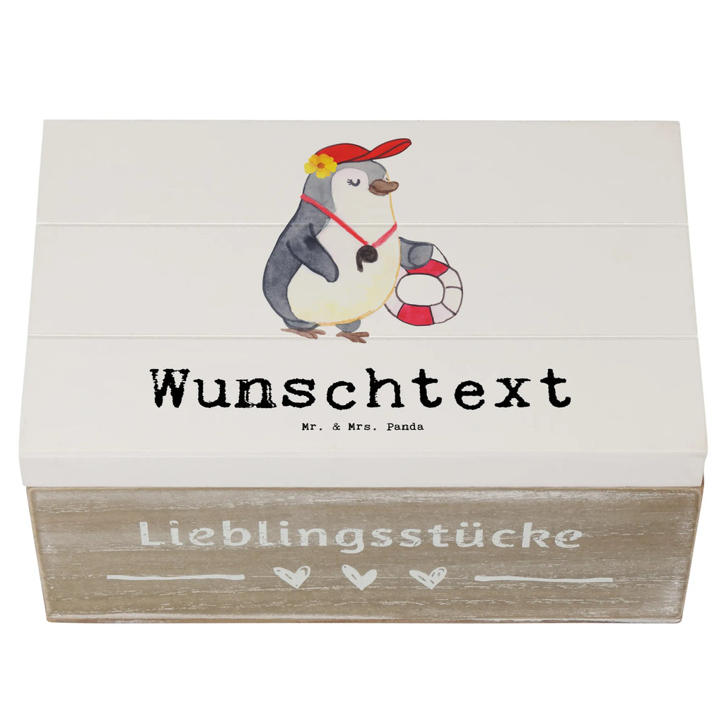 Personalisierte Holzkiste Bademeisterin Herz Holzkiste mit Namen, Kiste mit Namen, Schatzkiste mit Namen, Truhe mit Namen, Schatulle mit Namen, Erinnerungsbox mit Namen, Erinnerungskiste, mit Namen, Dekokiste mit Namen, Aufbewahrungsbox mit Namen, Holzkiste Personalisiert, Kiste Personalisiert, Schatzkiste Personalisiert, Truhe Personalisiert, Schatulle Personalisiert, Erinnerungsbox Personalisiert, Erinnerungskiste Personalisiert, Dekokiste Personalisiert, Aufbewahrungsbox Personalisiert, Geschenkbox personalisiert, GEschenkdose personalisiert, Beruf, Ausbildung, Jubiläum, Abschied, Rente, Kollege, Kollegin, Geschenk, Schenken, Arbeitskollege, Mitarbeiter, Firma, Danke, Dankeschön, Bademeisterin, Rettungsschwimmerin, Schwimmmeisterin, Schwimmbad, Freibad, Badeanstalt, Schwimmverein, Schwimmschule