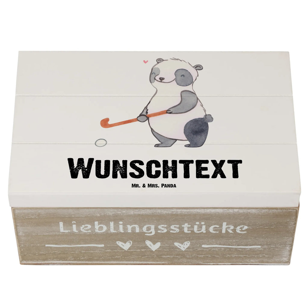 Personalisierte Holzkiste Panda Hockey spielen Holzkiste mit Namen, Kiste mit Namen, Schatzkiste mit Namen, Truhe mit Namen, Schatulle mit Namen, Erinnerungsbox mit Namen, Erinnerungskiste, mit Namen, Dekokiste mit Namen, Aufbewahrungsbox mit Namen, Holzkiste Personalisiert, Kiste Personalisiert, Schatzkiste Personalisiert, Truhe Personalisiert, Schatulle Personalisiert, Erinnerungsbox Personalisiert, Erinnerungskiste Personalisiert, Dekokiste Personalisiert, Aufbewahrungsbox Personalisiert, Geschenkbox personalisiert, GEschenkdose personalisiert, Geschenk, Sport, Sportart, Hobby, Schenken, Danke, Dankeschön, Auszeichnung, Gewinn, Sportler, Hockey spielen, Feldhockey, Hockeyschläger, Hockey Verein