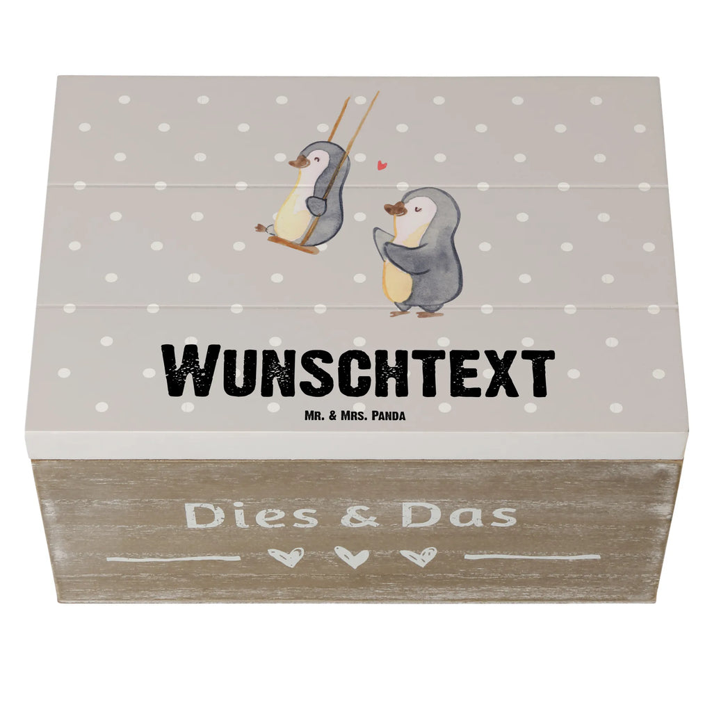 Personalisierte Holzkiste Pinguin Beste Großmutter der Welt Holzkiste mit Namen, Kiste mit Namen, Schatzkiste mit Namen, Truhe mit Namen, Schatulle mit Namen, Erinnerungsbox mit Namen, Erinnerungskiste, mit Namen, Dekokiste mit Namen, Aufbewahrungsbox mit Namen, Holzkiste Personalisiert, Kiste Personalisiert, Schatzkiste Personalisiert, Truhe Personalisiert, Schatulle Personalisiert, Erinnerungsbox Personalisiert, Erinnerungskiste Personalisiert, Dekokiste Personalisiert, Aufbewahrungsbox Personalisiert, Geschenkbox personalisiert, GEschenkdose personalisiert, für, Dankeschön, Geschenk, Schenken, Geburtstag, Geburtstagsgeschenk, Geschenkidee, Danke, Bedanken, Mitbringsel, Freude machen, Geschenktipp, Großmutter, Omi, Oma, Oma geworden, Grosseltern