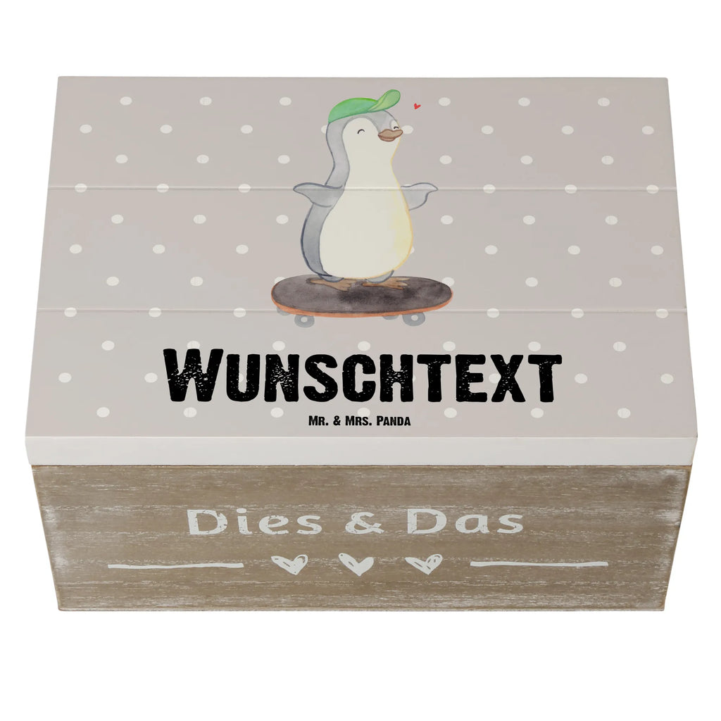 Personalisierte Holzkiste Pinguin Skateboarden Holzkiste mit Namen, Kiste mit Namen, Schatzkiste mit Namen, Truhe mit Namen, Schatulle mit Namen, Erinnerungsbox mit Namen, Erinnerungskiste, mit Namen, Dekokiste mit Namen, Aufbewahrungsbox mit Namen, Holzkiste Personalisiert, Kiste Personalisiert, Schatzkiste Personalisiert, Truhe Personalisiert, Schatulle Personalisiert, Erinnerungsbox Personalisiert, Erinnerungskiste Personalisiert, Dekokiste Personalisiert, Aufbewahrungsbox Personalisiert, Geschenkbox personalisiert, GEschenkdose personalisiert, Geschenk, Sport, Sportart, Hobby, Schenken, Danke, Dankeschön, Auszeichnung, Gewinn, Sportler, Skateboarden, Skateboard fahren, Skaten, Skateboard, Skateplatz