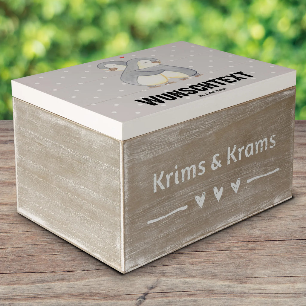 Personalisierte Holzkiste Pinguin Beste Beziehung der Welt Holzkiste mit Namen, Kiste mit Namen, Schatzkiste mit Namen, Truhe mit Namen, Schatulle mit Namen, Erinnerungsbox mit Namen, Erinnerungskiste, mit Namen, Dekokiste mit Namen, Aufbewahrungsbox mit Namen, Holzkiste Personalisiert, Kiste Personalisiert, Schatzkiste Personalisiert, Truhe Personalisiert, Schatulle Personalisiert, Erinnerungsbox Personalisiert, Erinnerungskiste Personalisiert, Dekokiste Personalisiert, Aufbewahrungsbox Personalisiert, Geschenkbox personalisiert, GEschenkdose personalisiert, für, Dankeschön, Geschenk, Schenken, Geburtstag, Geburtstagsgeschenk, Geschenkidee, Danke, Bedanken, Mitbringsel, Freude machen, Geschenktipp, Beziehung, Zusammen sein, Miteinander gehen, Liebe, Verlieb, Liebesgeschenk