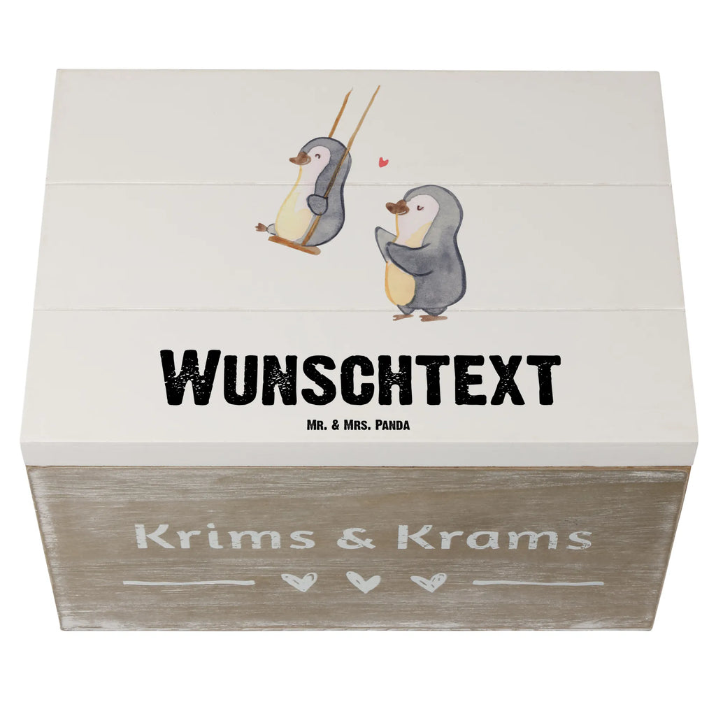 Personalisierte Holzkiste Pinguin Beste Großmutter der Welt Holzkiste mit Namen, Kiste mit Namen, Schatzkiste mit Namen, Truhe mit Namen, Schatulle mit Namen, Erinnerungsbox mit Namen, Erinnerungskiste, mit Namen, Dekokiste mit Namen, Aufbewahrungsbox mit Namen, Holzkiste Personalisiert, Kiste Personalisiert, Schatzkiste Personalisiert, Truhe Personalisiert, Schatulle Personalisiert, Erinnerungsbox Personalisiert, Erinnerungskiste Personalisiert, Dekokiste Personalisiert, Aufbewahrungsbox Personalisiert, Geschenkbox personalisiert, GEschenkdose personalisiert, für, Dankeschön, Geschenk, Schenken, Geburtstag, Geburtstagsgeschenk, Geschenkidee, Danke, Bedanken, Mitbringsel, Freude machen, Geschenktipp, Großmutter, Omi, Oma, Oma geworden, Grosseltern