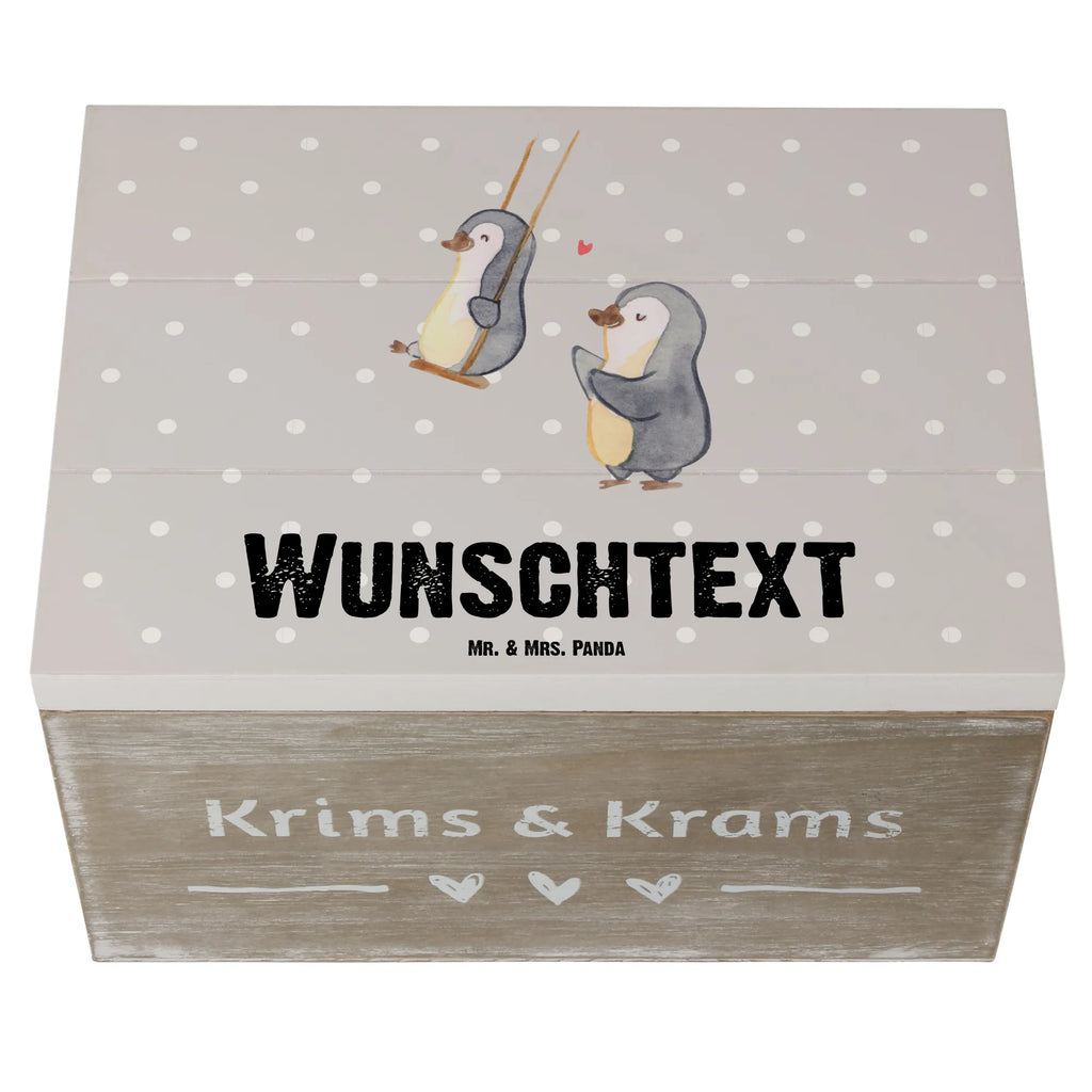 Personalisierte Holzkiste Pinguin Beste Großmutter der Welt Holzkiste mit Namen, Kiste mit Namen, Schatzkiste mit Namen, Truhe mit Namen, Schatulle mit Namen, Erinnerungsbox mit Namen, Erinnerungskiste, mit Namen, Dekokiste mit Namen, Aufbewahrungsbox mit Namen, Holzkiste Personalisiert, Kiste Personalisiert, Schatzkiste Personalisiert, Truhe Personalisiert, Schatulle Personalisiert, Erinnerungsbox Personalisiert, Erinnerungskiste Personalisiert, Dekokiste Personalisiert, Aufbewahrungsbox Personalisiert, Geschenkbox personalisiert, GEschenkdose personalisiert, für, Dankeschön, Geschenk, Schenken, Geburtstag, Geburtstagsgeschenk, Geschenkidee, Danke, Bedanken, Mitbringsel, Freude machen, Geschenktipp, Großmutter, Omi, Oma, Oma geworden, Grosseltern