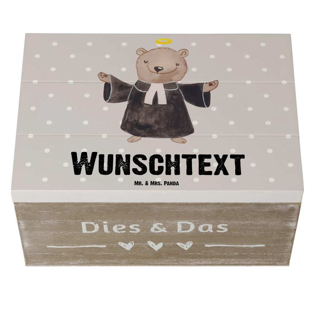 Personalisierte Holzkiste Pastor mit Herz Holzkiste mit Namen, Kiste mit Namen, Schatzkiste mit Namen, Truhe mit Namen, Schatulle mit Namen, Erinnerungsbox mit Namen, Erinnerungskiste, mit Namen, Dekokiste mit Namen, Aufbewahrungsbox mit Namen, Holzkiste Personalisiert, Kiste Personalisiert, Schatzkiste Personalisiert, Truhe Personalisiert, Schatulle Personalisiert, Erinnerungsbox Personalisiert, Erinnerungskiste Personalisiert, Dekokiste Personalisiert, Aufbewahrungsbox Personalisiert, Geschenkbox personalisiert, GEschenkdose personalisiert, Beruf, Ausbildung, Jubiläum, Abschied, Rente, Kollege, Kollegin, Geschenk, Schenken, Arbeitskollege, Mitarbeiter, Firma, Danke, Dankeschön, Pastor, Diener Gottes<br />Geistlicher, Pfarrer, Prediger<br />Priester, Theologe, Kirche