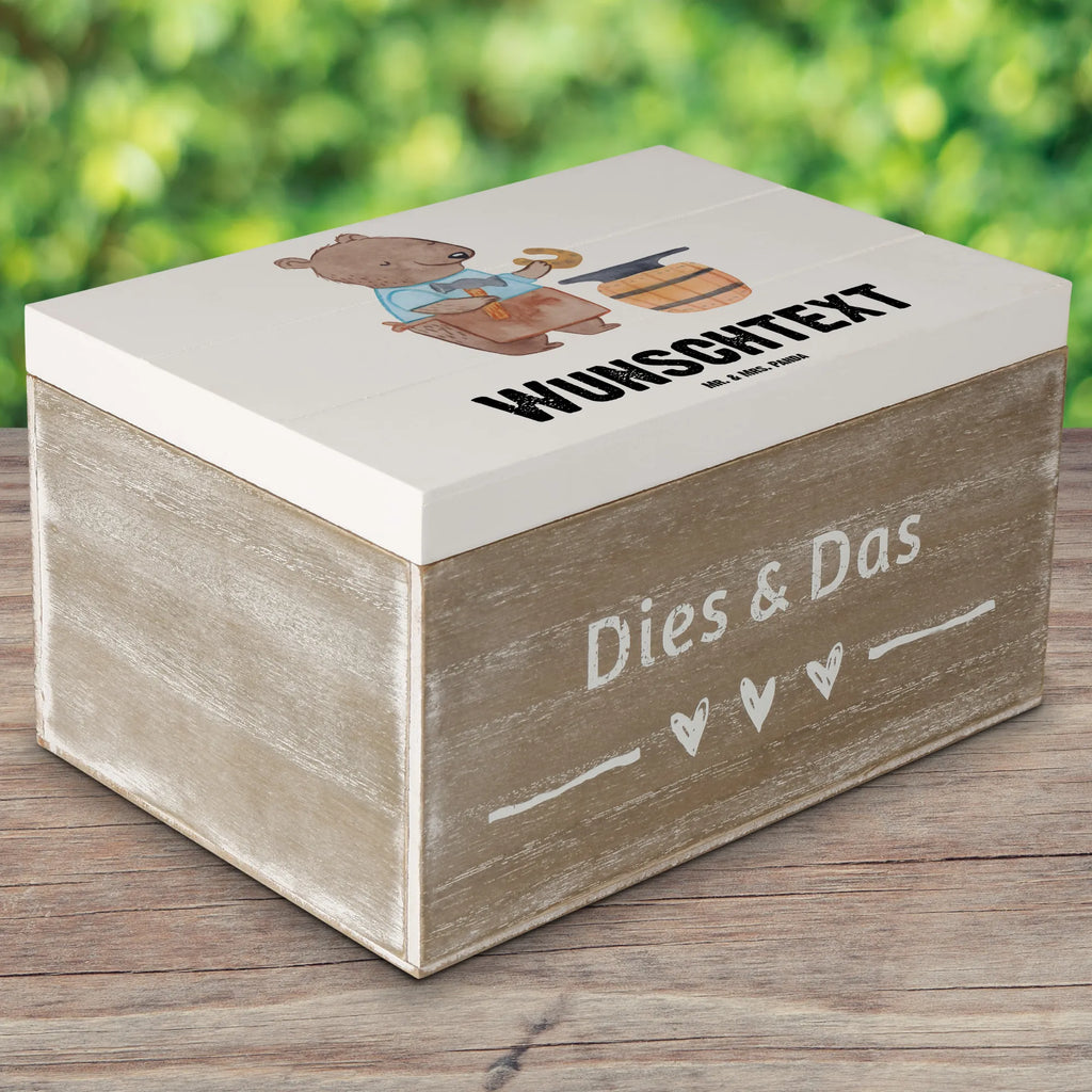 Personalisierte Holzkiste Schmied mit Herz Holzkiste mit Namen, Kiste mit Namen, Schatzkiste mit Namen, Truhe mit Namen, Schatulle mit Namen, Erinnerungsbox mit Namen, Erinnerungskiste, mit Namen, Dekokiste mit Namen, Aufbewahrungsbox mit Namen, Holzkiste Personalisiert, Kiste Personalisiert, Schatzkiste Personalisiert, Truhe Personalisiert, Schatulle Personalisiert, Erinnerungsbox Personalisiert, Erinnerungskiste Personalisiert, Dekokiste Personalisiert, Aufbewahrungsbox Personalisiert, Geschenkbox personalisiert, GEschenkdose personalisiert, Beruf, Ausbildung, Jubiläum, Abschied, Rente, Kollege, Kollegin, Geschenk, Schenken, Arbeitskollege, Mitarbeiter, Firma, Danke, Dankeschön