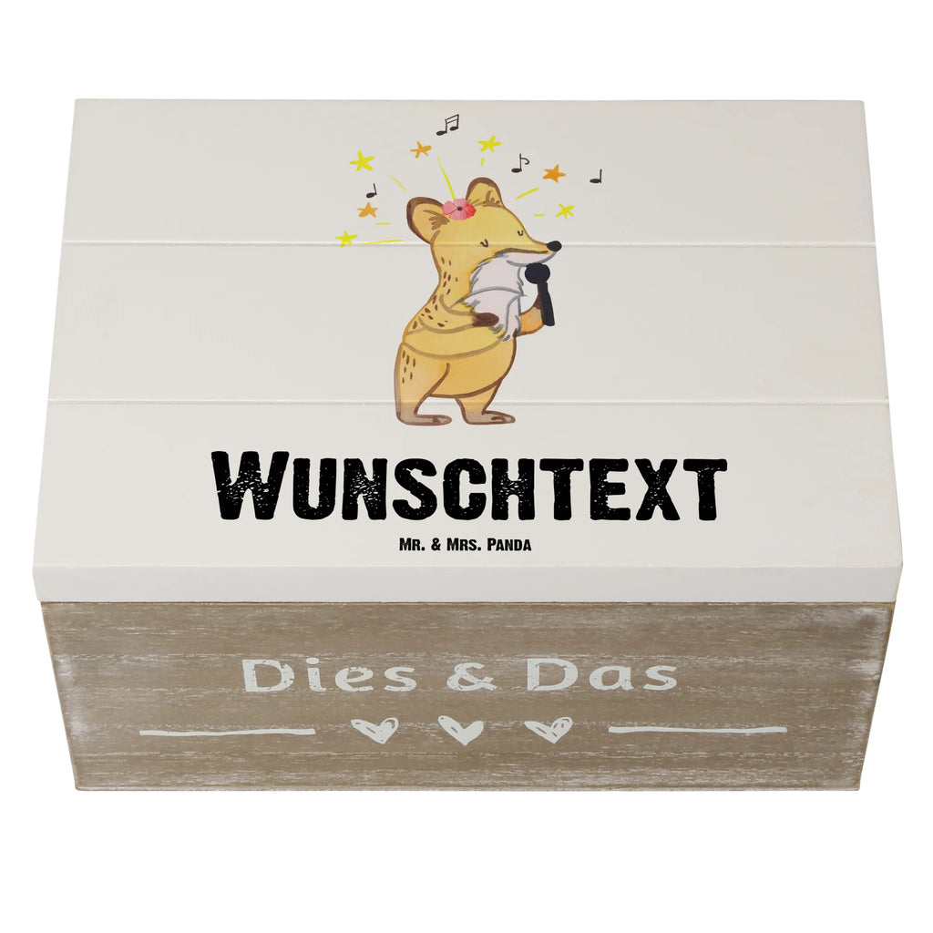 Personalisierte Holzkiste Sängerin Herz Holzkiste mit Namen, Kiste mit Namen, Schatzkiste mit Namen, Truhe mit Namen, Schatulle mit Namen, Erinnerungsbox mit Namen, Erinnerungskiste, mit Namen, Dekokiste mit Namen, Aufbewahrungsbox mit Namen, Holzkiste Personalisiert, Kiste Personalisiert, Schatzkiste Personalisiert, Truhe Personalisiert, Schatulle Personalisiert, Erinnerungsbox Personalisiert, Erinnerungskiste Personalisiert, Dekokiste Personalisiert, Aufbewahrungsbox Personalisiert, Geschenkbox personalisiert, GEschenkdose personalisiert, Beruf, Ausbildung, Jubiläum, Abschied, Rente, Kollege, Kollegin, Geschenk, Schenken, Arbeitskollege, Mitarbeiter, Firma, Danke, Dankeschön