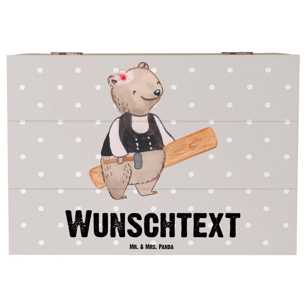 Personalisierte Holzkiste Zimmerfrau Herz Holzkiste mit Namen, Kiste mit Namen, Schatzkiste mit Namen, Truhe mit Namen, Schatulle mit Namen, Erinnerungsbox mit Namen, Erinnerungskiste, mit Namen, Dekokiste mit Namen, Aufbewahrungsbox mit Namen, Holzkiste Personalisiert, Kiste Personalisiert, Schatzkiste Personalisiert, Truhe Personalisiert, Schatulle Personalisiert, Erinnerungsbox Personalisiert, Erinnerungskiste Personalisiert, Dekokiste Personalisiert, Aufbewahrungsbox Personalisiert, Geschenkbox personalisiert, GEschenkdose personalisiert, Beruf, Ausbildung, Jubiläum, Abschied, Rente, Kollege, Kollegin, Geschenk, Schenken, Arbeitskollege, Mitarbeiter, Firma, Danke, Dankeschön