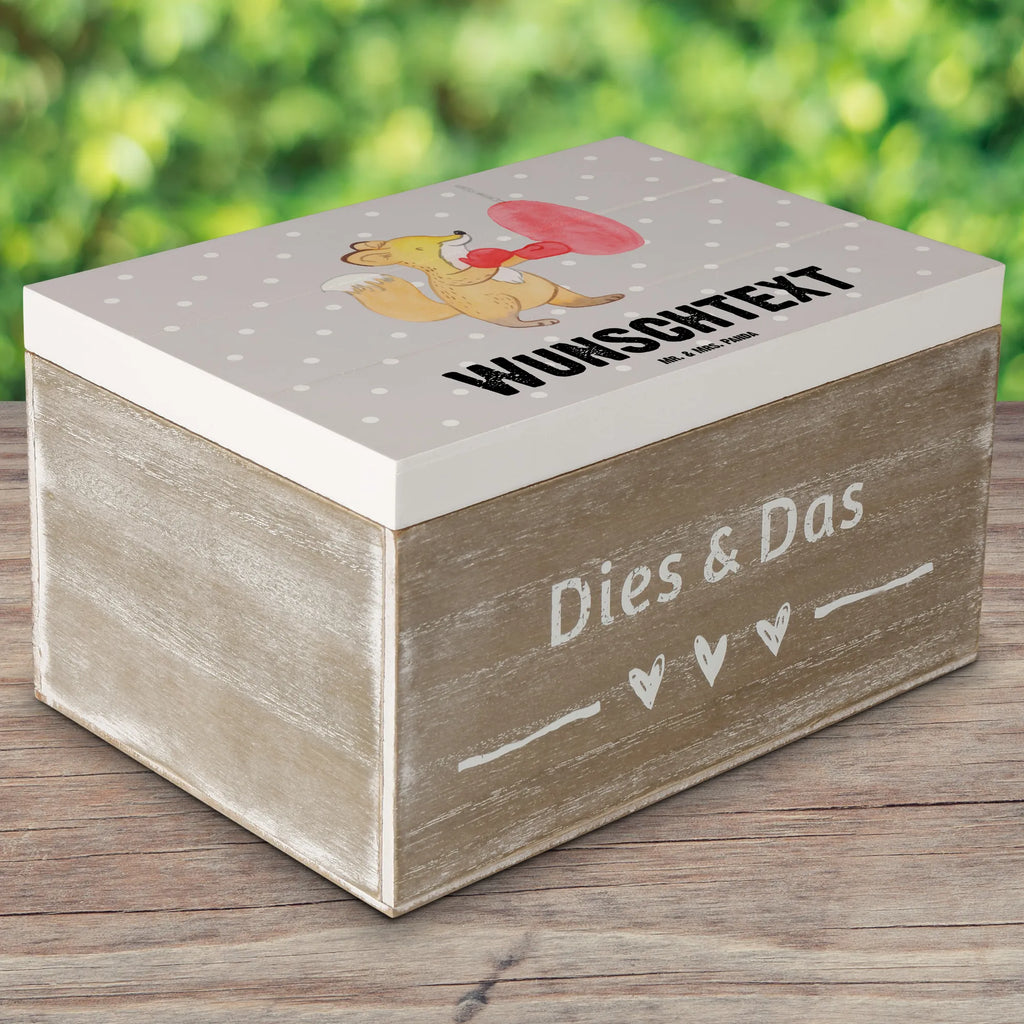 Personalisierte Holzkiste Fuchs Boxen Holzkiste mit Namen, Kiste mit Namen, Schatzkiste mit Namen, Truhe mit Namen, Schatulle mit Namen, Erinnerungsbox mit Namen, Erinnerungskiste, mit Namen, Dekokiste mit Namen, Aufbewahrungsbox mit Namen, Holzkiste Personalisiert, Kiste Personalisiert, Schatzkiste Personalisiert, Truhe Personalisiert, Schatulle Personalisiert, Erinnerungsbox Personalisiert, Erinnerungskiste Personalisiert, Dekokiste Personalisiert, Aufbewahrungsbox Personalisiert, Geschenkbox personalisiert, GEschenkdose personalisiert, Geschenk, Sport, Sportart, Hobby, Schenken, Danke, Dankeschön, Auszeichnung, Gewinn, Sportler, Boxen, Boxkampf, Boxtraining