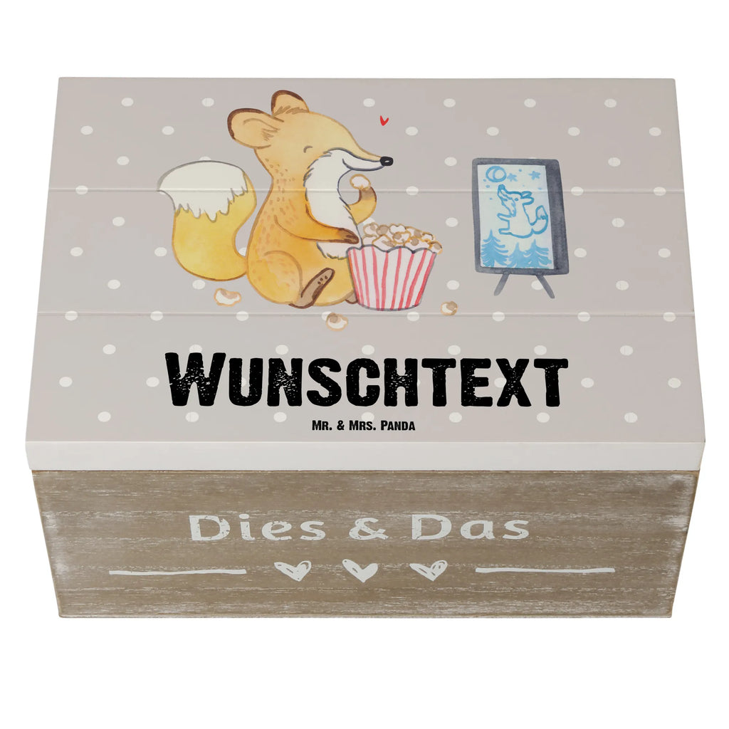 Personalisierte Holzkiste Fuchs Filme gucken Holzkiste mit Namen, Kiste mit Namen, Schatzkiste mit Namen, Truhe mit Namen, Schatulle mit Namen, Erinnerungsbox mit Namen, Erinnerungskiste, mit Namen, Dekokiste mit Namen, Aufbewahrungsbox mit Namen, Holzkiste Personalisiert, Kiste Personalisiert, Schatzkiste Personalisiert, Truhe Personalisiert, Schatulle Personalisiert, Erinnerungsbox Personalisiert, Erinnerungskiste Personalisiert, Dekokiste Personalisiert, Aufbewahrungsbox Personalisiert, Geschenkbox personalisiert, GEschenkdose personalisiert, Geschenk, Sport, Sportart, Hobby, Schenken, Danke, Dankeschön, Auszeichnung, Gewinn, Sportler, Filmabend, Filme gucken, TV, Fernsehen, Kino