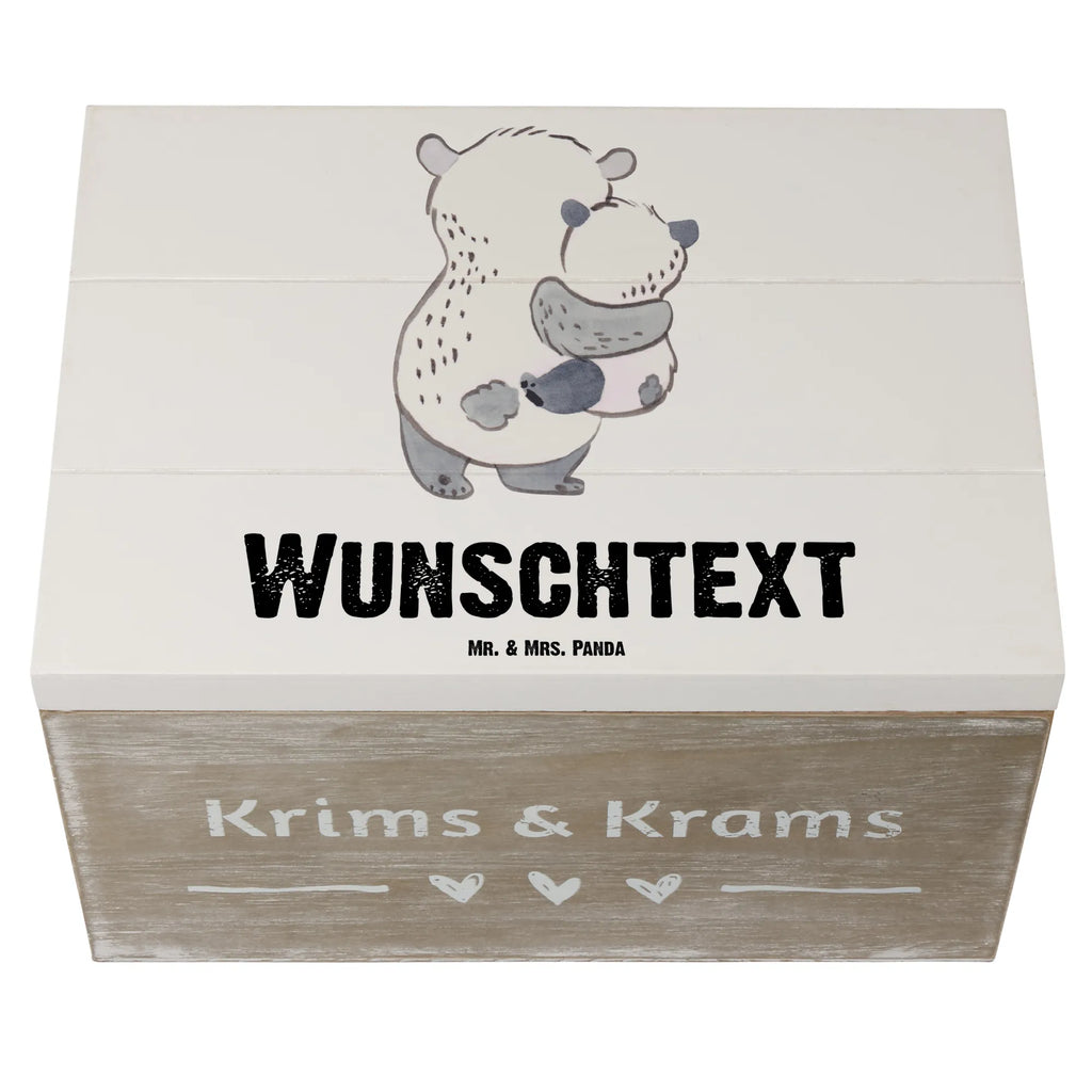 Personalisierte Holzkiste Panda Beste Pflegeeltern der Welt Holzkiste mit Namen, Kiste mit Namen, Schatzkiste mit Namen, Truhe mit Namen, Schatulle mit Namen, Erinnerungsbox mit Namen, Erinnerungskiste, mit Namen, Dekokiste mit Namen, Aufbewahrungsbox mit Namen, Holzkiste Personalisiert, Kiste Personalisiert, Schatzkiste Personalisiert, Truhe Personalisiert, Schatulle Personalisiert, Erinnerungsbox Personalisiert, Erinnerungskiste Personalisiert, Dekokiste Personalisiert, Aufbewahrungsbox Personalisiert, Geschenkbox personalisiert, GEschenkdose personalisiert, für, Dankeschön, Geschenk, Schenken, Geburtstag, Geburtstagsgeschenk, Geschenkidee, Danke, Bedanken, Mitbringsel, Freude machen, Geschenktipp, Pflegeeltern, Pflegekind, Adoption, Eltern, Mama, Papa, Mami, Papi, Familie, Elternpaar, Mama und Papa