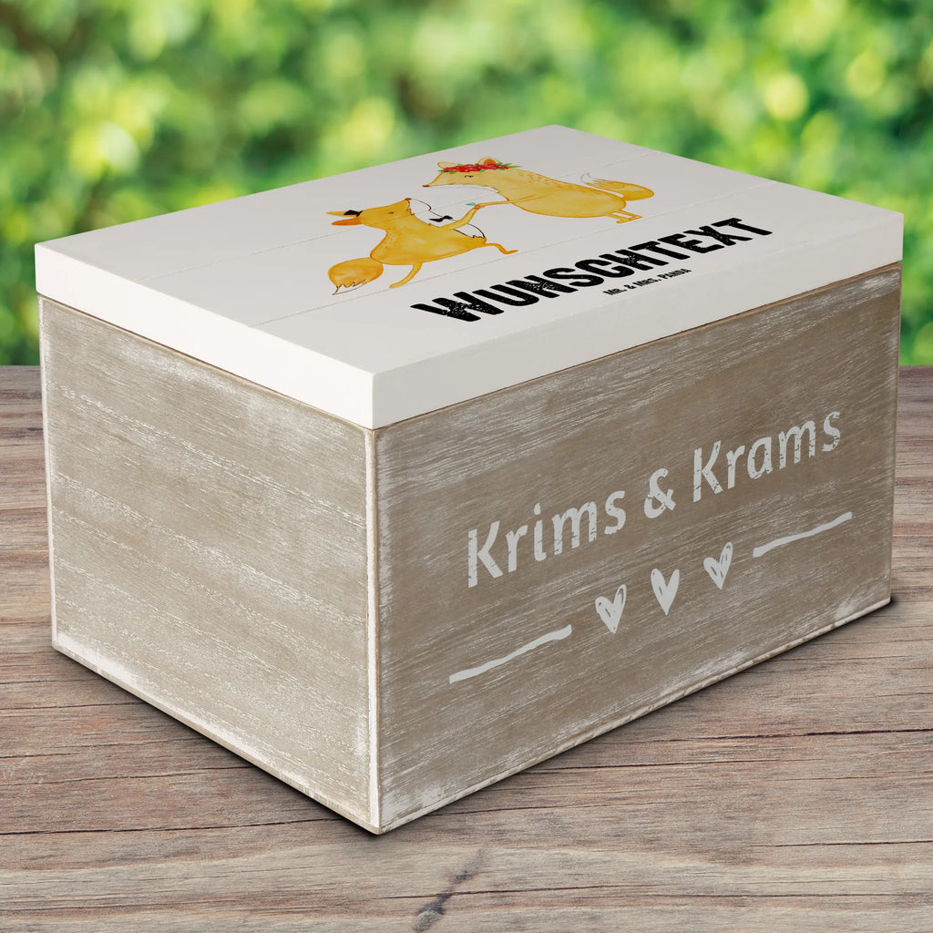 Personalisierte Holzkiste Fuchs Bester Verlobter der Welt Holzkiste mit Namen, Kiste mit Namen, Schatzkiste mit Namen, Truhe mit Namen, Schatulle mit Namen, Erinnerungsbox mit Namen, Erinnerungskiste, mit Namen, Dekokiste mit Namen, Aufbewahrungsbox mit Namen, Holzkiste Personalisiert, Kiste Personalisiert, Schatzkiste Personalisiert, Truhe Personalisiert, Schatulle Personalisiert, Erinnerungsbox Personalisiert, Erinnerungskiste Personalisiert, Dekokiste Personalisiert, Aufbewahrungsbox Personalisiert, Geschenkbox personalisiert, GEschenkdose personalisiert, für, Dankeschön, Geschenk, Schenken, Geburtstag, Geburtstagsgeschenk, Geschenkidee, Danke, Bedanken, Mitbringsel, Freude machen, Geschenktipp, Verlobter, Verloben, Verlobung, Traummann, Mann, Freund, Ehemann, Zukünftiger, Hochzeit, Ehe