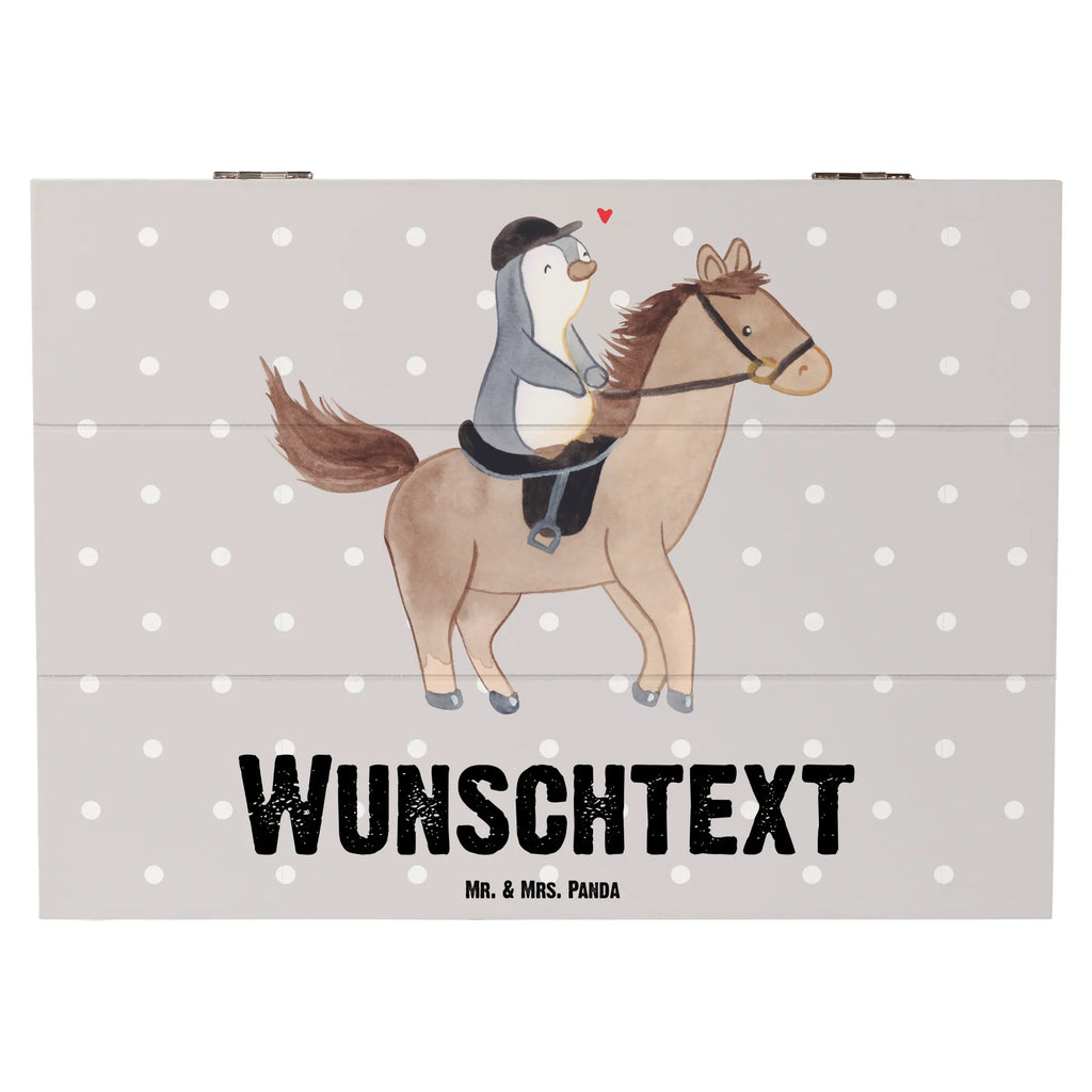 Personalisierte Holzkiste Pferd Reiten Holzkiste mit Namen, Kiste mit Namen, Schatzkiste mit Namen, Truhe mit Namen, Schatulle mit Namen, Erinnerungsbox mit Namen, Erinnerungskiste, mit Namen, Dekokiste mit Namen, Aufbewahrungsbox mit Namen, Holzkiste Personalisiert, Kiste Personalisiert, Schatzkiste Personalisiert, Truhe Personalisiert, Schatulle Personalisiert, Erinnerungsbox Personalisiert, Erinnerungskiste Personalisiert, Dekokiste Personalisiert, Aufbewahrungsbox Personalisiert, Geschenkbox personalisiert, GEschenkdose personalisiert, Geschenk, Sport, Sportart, Hobby, Schenken, Danke, Dankeschön, Auszeichnung, Gewinn, Sportler, Reiten, Reitsport, Reitverein, Reitstall, Pferde