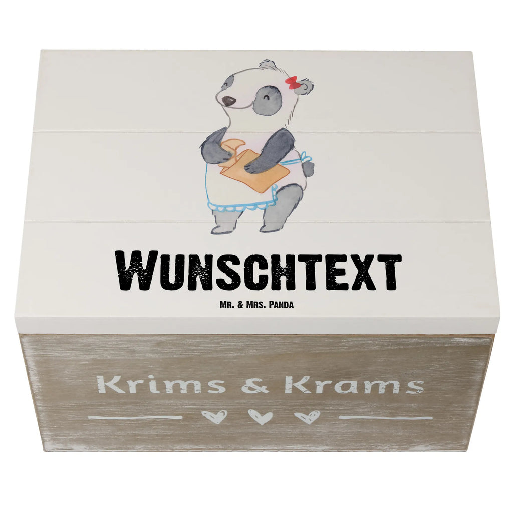 Personalisierte Holzkiste Bäckerin Herz Holzkiste mit Namen, Kiste mit Namen, Schatzkiste mit Namen, Truhe mit Namen, Schatulle mit Namen, Erinnerungsbox mit Namen, Erinnerungskiste, mit Namen, Dekokiste mit Namen, Aufbewahrungsbox mit Namen, Holzkiste Personalisiert, Kiste Personalisiert, Schatzkiste Personalisiert, Truhe Personalisiert, Schatulle Personalisiert, Erinnerungsbox Personalisiert, Erinnerungskiste Personalisiert, Dekokiste Personalisiert, Aufbewahrungsbox Personalisiert, Geschenkbox personalisiert, GEschenkdose personalisiert, Beruf, Ausbildung, Jubiläum, Abschied, Rente, Kollege, Kollegin, Geschenk, Schenken, Arbeitskollege, Mitarbeiter, Firma, Danke, Dankeschön, Bäckerin, Konditorin, Brotbäckerin, Bäckerei, Backstube, Bäckerladen, Brotmanufaktur