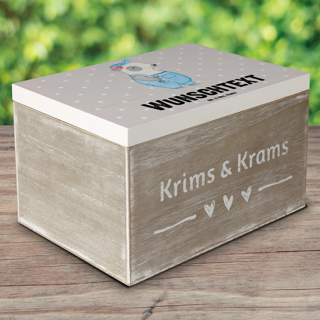 Personalisierte Holzkiste Handwerkerin Herz Holzkiste mit Namen, Kiste mit Namen, Schatzkiste mit Namen, Truhe mit Namen, Schatulle mit Namen, Erinnerungsbox mit Namen, Erinnerungskiste, mit Namen, Dekokiste mit Namen, Aufbewahrungsbox mit Namen, Holzkiste Personalisiert, Kiste Personalisiert, Schatzkiste Personalisiert, Truhe Personalisiert, Schatulle Personalisiert, Erinnerungsbox Personalisiert, Erinnerungskiste Personalisiert, Dekokiste Personalisiert, Aufbewahrungsbox Personalisiert, Geschenkbox personalisiert, GEschenkdose personalisiert, Beruf, Ausbildung, Jubiläum, Abschied, Rente, Kollege, Kollegin, Geschenk, Schenken, Arbeitskollege, Mitarbeiter, Firma, Danke, Dankeschön, Handwerkerin, Gesellenprüfung, Handwerksbetrieb, Werkstatt