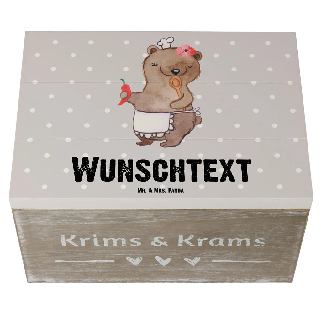 Personalisierte Holzkiste Köchin Herz Holzkiste mit Namen, Kiste mit Namen, Schatzkiste mit Namen, Truhe mit Namen, Schatulle mit Namen, Erinnerungsbox mit Namen, Erinnerungskiste, mit Namen, Dekokiste mit Namen, Aufbewahrungsbox mit Namen, Holzkiste Personalisiert, Kiste Personalisiert, Schatzkiste Personalisiert, Truhe Personalisiert, Schatulle Personalisiert, Erinnerungsbox Personalisiert, Erinnerungskiste Personalisiert, Dekokiste Personalisiert, Aufbewahrungsbox Personalisiert, Geschenkbox personalisiert, GEschenkdose personalisiert, Beruf, Ausbildung, Jubiläum, Abschied, Rente, Kollege, Kollegin, Geschenk, Schenken, Arbeitskollege, Mitarbeiter, Firma, Danke, Dankeschön, Köchin, Chefköchin, Küchenchefin, Küchenmeisterin, Schiffsköchin, Sterneköchin, Fernsehköchin, Restaurant