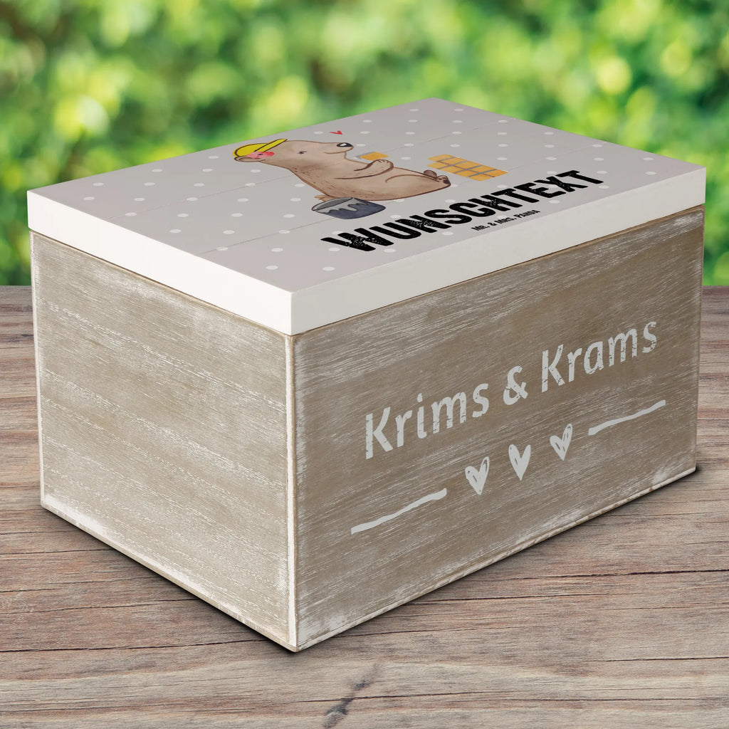 Personalisierte Holzkiste Maurerin Herz Holzkiste mit Namen, Kiste mit Namen, Schatzkiste mit Namen, Truhe mit Namen, Schatulle mit Namen, Erinnerungsbox mit Namen, Erinnerungskiste, mit Namen, Dekokiste mit Namen, Aufbewahrungsbox mit Namen, Holzkiste Personalisiert, Kiste Personalisiert, Schatzkiste Personalisiert, Truhe Personalisiert, Schatulle Personalisiert, Erinnerungsbox Personalisiert, Erinnerungskiste Personalisiert, Dekokiste Personalisiert, Aufbewahrungsbox Personalisiert, Geschenkbox personalisiert, GEschenkdose personalisiert, Beruf, Ausbildung, Jubiläum, Abschied, Rente, Kollege, Kollegin, Geschenk, Schenken, Arbeitskollege, Mitarbeiter, Firma, Danke, Dankeschön, Maurerin, Maurermeisterin, Gesellenprüfung, Handwerkerin, Maurerbetrieb