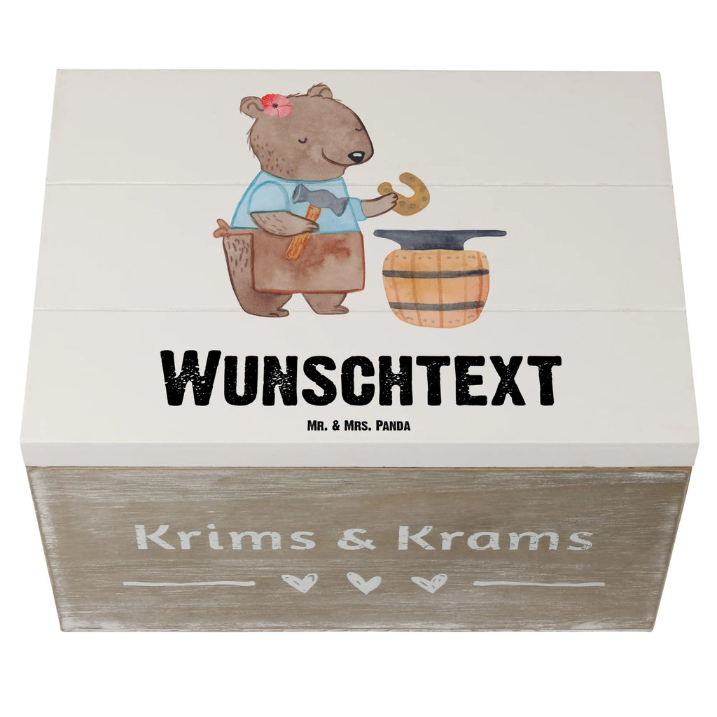 Personalisierte Holzkiste Schmiedin Herz Holzkiste mit Namen, Kiste mit Namen, Schatzkiste mit Namen, Truhe mit Namen, Schatulle mit Namen, Erinnerungsbox mit Namen, Erinnerungskiste, mit Namen, Dekokiste mit Namen, Aufbewahrungsbox mit Namen, Holzkiste Personalisiert, Kiste Personalisiert, Schatzkiste Personalisiert, Truhe Personalisiert, Schatulle Personalisiert, Erinnerungsbox Personalisiert, Erinnerungskiste Personalisiert, Dekokiste Personalisiert, Aufbewahrungsbox Personalisiert, Geschenkbox personalisiert, GEschenkdose personalisiert, Beruf, Ausbildung, Jubiläum, Abschied, Rente, Kollege, Kollegin, Geschenk, Schenken, Arbeitskollege, Mitarbeiter, Firma, Danke, Dankeschön