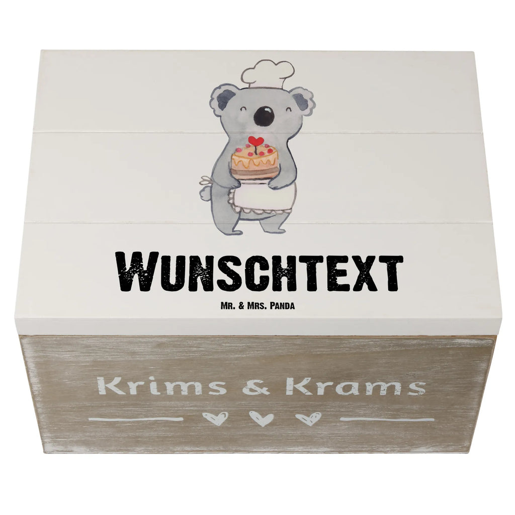 Personalisierte Holzkiste Konditor Herz Holzkiste mit Namen, Kiste mit Namen, Schatzkiste mit Namen, Truhe mit Namen, Schatulle mit Namen, Erinnerungsbox mit Namen, Erinnerungskiste, mit Namen, Dekokiste mit Namen, Aufbewahrungsbox mit Namen, Holzkiste Personalisiert, Kiste Personalisiert, Schatzkiste Personalisiert, Truhe Personalisiert, Schatulle Personalisiert, Erinnerungsbox Personalisiert, Erinnerungskiste Personalisiert, Dekokiste Personalisiert, Aufbewahrungsbox Personalisiert, Geschenkbox personalisiert, GEschenkdose personalisiert, Beruf, Ausbildung, Jubiläum, Abschied, Rente, Kollege, Kollegin, Geschenk, Schenken, Arbeitskollege, Mitarbeiter, Firma, Danke, Dankeschön, Konditor, Kuchenbäcker, Patissier, Confiseur, Bäcker