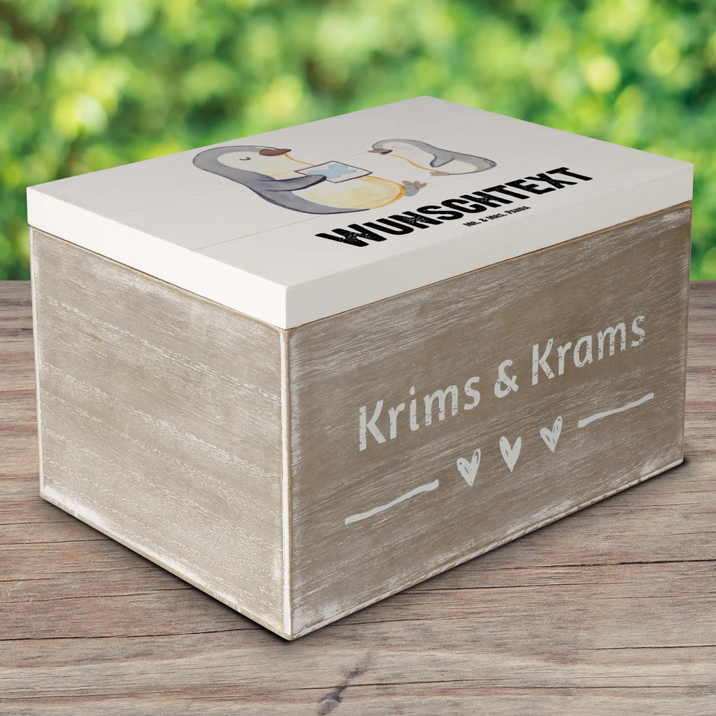 Personalisierte Holzkiste Logopäde mit Herz Holzkiste mit Namen, Kiste mit Namen, Schatzkiste mit Namen, Truhe mit Namen, Schatulle mit Namen, Erinnerungsbox mit Namen, Erinnerungskiste, mit Namen, Dekokiste mit Namen, Aufbewahrungsbox mit Namen, Holzkiste Personalisiert, Kiste Personalisiert, Schatzkiste Personalisiert, Truhe Personalisiert, Schatulle Personalisiert, Erinnerungsbox Personalisiert, Erinnerungskiste Personalisiert, Dekokiste Personalisiert, Aufbewahrungsbox Personalisiert, Geschenkbox personalisiert, GEschenkdose personalisiert, Beruf, Ausbildung, Jubiläum, Abschied, Rente, Kollege, Kollegin, Geschenk, Schenken, Arbeitskollege, Mitarbeiter, Firma, Danke, Dankeschön, Logopäde, Logopädie, Studium