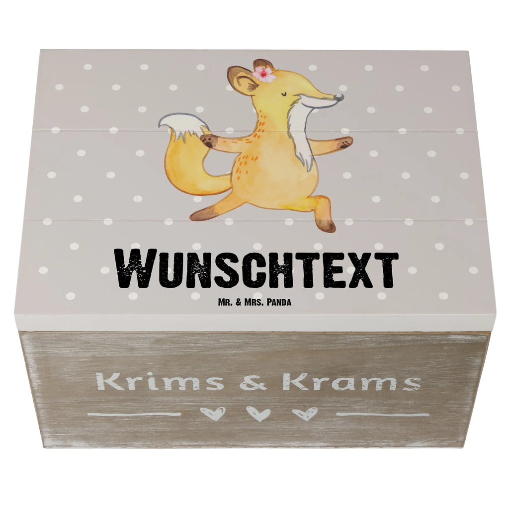 Personalisierte Holzkiste Yogalehrerin mit Herz Holzkiste mit Namen, Kiste mit Namen, Schatzkiste mit Namen, Truhe mit Namen, Schatulle mit Namen, Erinnerungsbox mit Namen, Erinnerungskiste, mit Namen, Dekokiste mit Namen, Aufbewahrungsbox mit Namen, Holzkiste Personalisiert, Kiste Personalisiert, Schatzkiste Personalisiert, Truhe Personalisiert, Schatulle Personalisiert, Erinnerungsbox Personalisiert, Erinnerungskiste Personalisiert, Dekokiste Personalisiert, Aufbewahrungsbox Personalisiert, Geschenkbox personalisiert, GEschenkdose personalisiert, Beruf, Ausbildung, Jubiläum, Abschied, Rente, Kollege, Kollegin, Geschenk, Schenken, Arbeitskollege, Mitarbeiter, Firma, Danke, Dankeschön