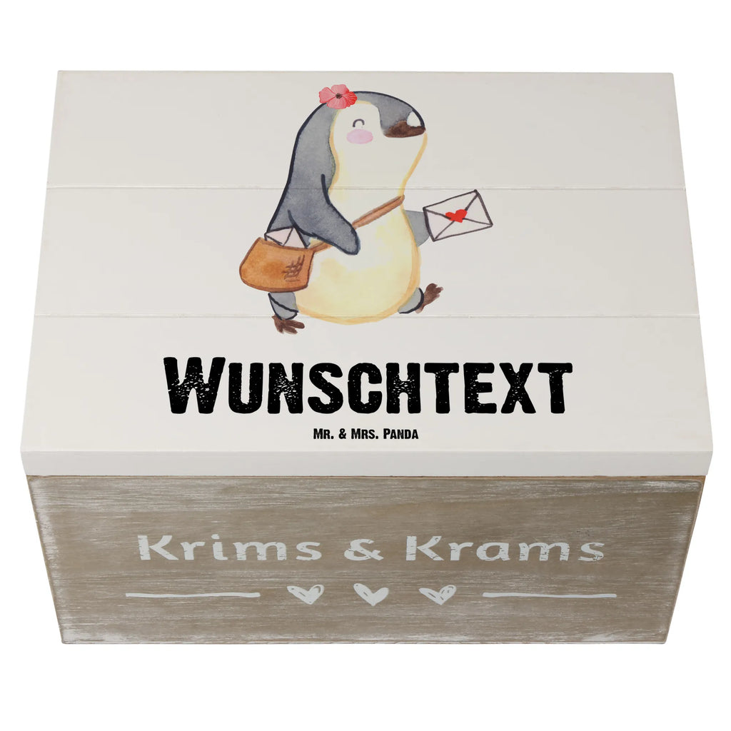 Personalisierte Holzkiste Postbotin Herz Holzkiste mit Namen, Kiste mit Namen, Schatzkiste mit Namen, Truhe mit Namen, Schatulle mit Namen, Erinnerungsbox mit Namen, Erinnerungskiste, mit Namen, Dekokiste mit Namen, Aufbewahrungsbox mit Namen, Holzkiste Personalisiert, Kiste Personalisiert, Schatzkiste Personalisiert, Truhe Personalisiert, Schatulle Personalisiert, Erinnerungsbox Personalisiert, Erinnerungskiste Personalisiert, Dekokiste Personalisiert, Aufbewahrungsbox Personalisiert, Geschenkbox personalisiert, GEschenkdose personalisiert, Beruf, Ausbildung, Jubiläum, Abschied, Rente, Kollege, Kollegin, Geschenk, Schenken, Arbeitskollege, Mitarbeiter, Firma, Danke, Dankeschön, Postbotin, Briefzustellerin, Briefträgerin, Postlerin