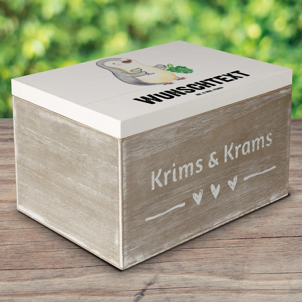 Personalisierte Holzkiste Weinhändler Herz Holzkiste mit Namen, Kiste mit Namen, Schatzkiste mit Namen, Truhe mit Namen, Schatulle mit Namen, Erinnerungsbox mit Namen, Erinnerungskiste, mit Namen, Dekokiste mit Namen, Aufbewahrungsbox mit Namen, Holzkiste Personalisiert, Kiste Personalisiert, Schatzkiste Personalisiert, Truhe Personalisiert, Schatulle Personalisiert, Erinnerungsbox Personalisiert, Erinnerungskiste Personalisiert, Dekokiste Personalisiert, Aufbewahrungsbox Personalisiert, Geschenkbox personalisiert, GEschenkdose personalisiert, Beruf, Ausbildung, Jubiläum, Abschied, Rente, Kollege, Kollegin, Geschenk, Schenken, Arbeitskollege, Mitarbeiter, Firma, Danke, Dankeschön