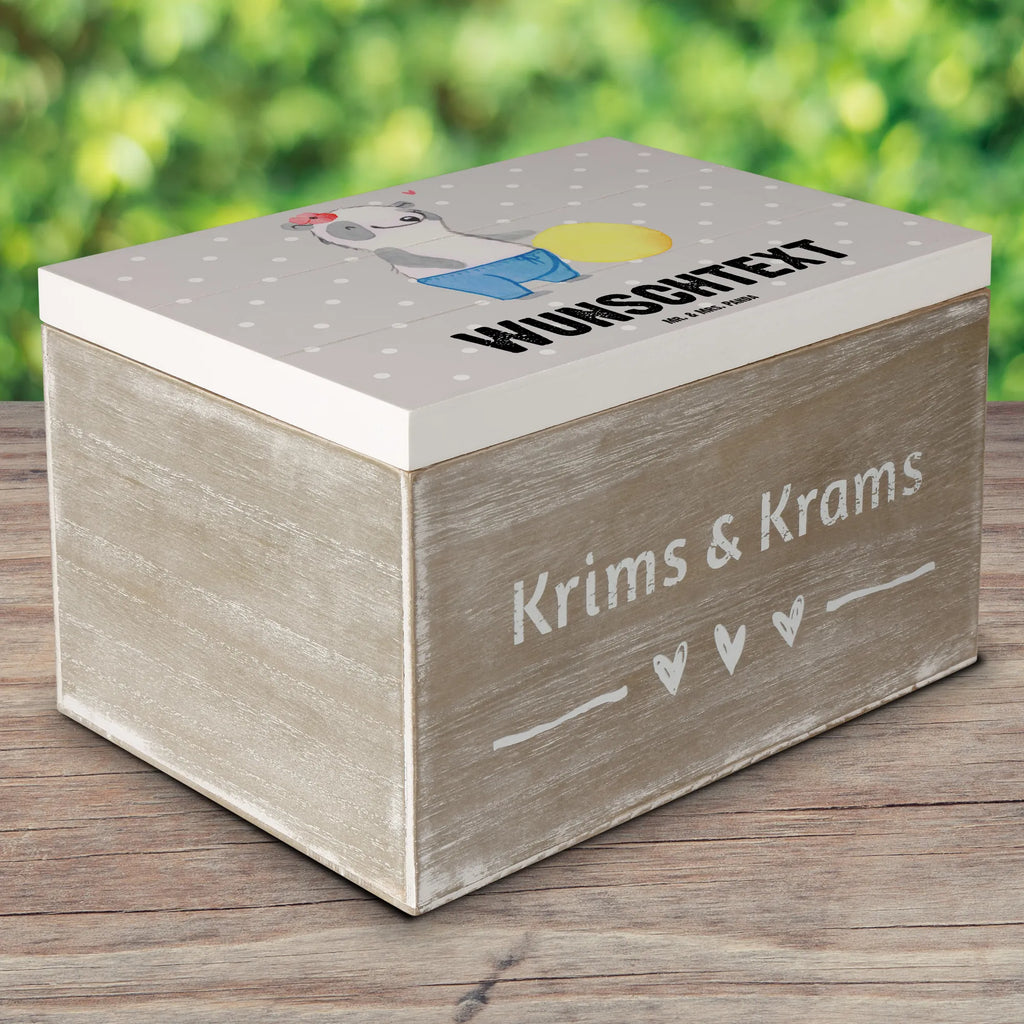 Personalisierte Holzkiste Orthopädin Herz Holzkiste mit Namen, Kiste mit Namen, Schatzkiste mit Namen, Truhe mit Namen, Schatulle mit Namen, Erinnerungsbox mit Namen, Erinnerungskiste, mit Namen, Dekokiste mit Namen, Aufbewahrungsbox mit Namen, Holzkiste Personalisiert, Kiste Personalisiert, Schatzkiste Personalisiert, Truhe Personalisiert, Schatulle Personalisiert, Erinnerungsbox Personalisiert, Erinnerungskiste Personalisiert, Dekokiste Personalisiert, Aufbewahrungsbox Personalisiert, Geschenkbox personalisiert, GEschenkdose personalisiert, Beruf, Ausbildung, Jubiläum, Abschied, Rente, Kollege, Kollegin, Geschenk, Schenken, Arbeitskollege, Mitarbeiter, Firma, Danke, Dankeschön, Orthopädin, Fachärztin, Orthopädie, Praxis, Eröffnung