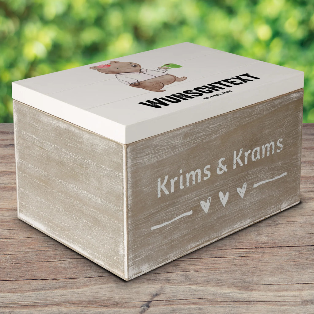 Personalisierte Holzkiste Ausbilderin Herz Holzkiste mit Namen, Kiste mit Namen, Schatzkiste mit Namen, Truhe mit Namen, Schatulle mit Namen, Erinnerungsbox mit Namen, Erinnerungskiste, mit Namen, Dekokiste mit Namen, Aufbewahrungsbox mit Namen, Holzkiste Personalisiert, Kiste Personalisiert, Schatzkiste Personalisiert, Truhe Personalisiert, Schatulle Personalisiert, Erinnerungsbox Personalisiert, Erinnerungskiste Personalisiert, Dekokiste Personalisiert, Aufbewahrungsbox Personalisiert, Geschenkbox personalisiert, GEschenkdose personalisiert, Beruf, Ausbildung, Jubiläum, Abschied, Rente, Kollege, Kollegin, Geschenk, Schenken, Arbeitskollege, Mitarbeiter, Firma, Danke, Dankeschön, Ausbilderin, Tutorin, Ausbilderprüfung