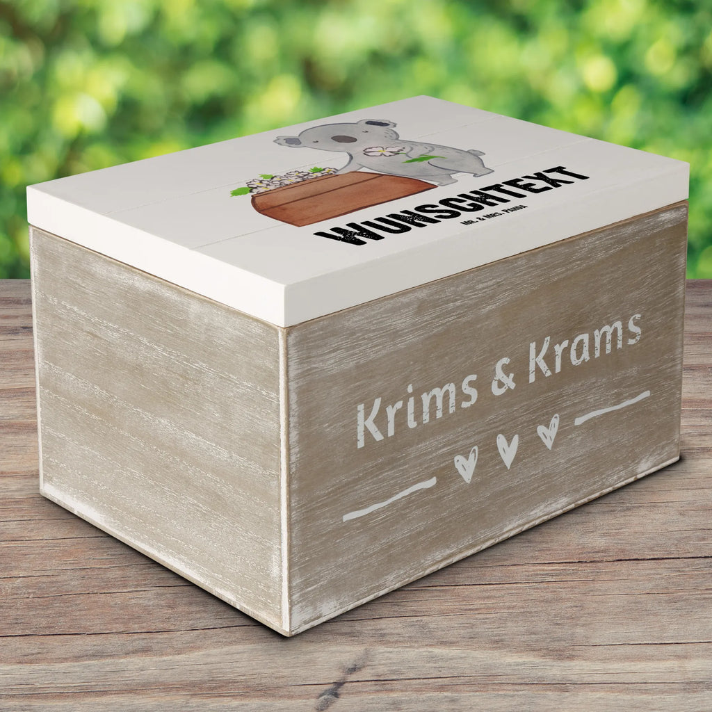 Personalisierte Holzkiste Bestatter Herz Holzkiste mit Namen, Kiste mit Namen, Schatzkiste mit Namen, Truhe mit Namen, Schatulle mit Namen, Erinnerungsbox mit Namen, Erinnerungskiste, mit Namen, Dekokiste mit Namen, Aufbewahrungsbox mit Namen, Holzkiste Personalisiert, Kiste Personalisiert, Schatzkiste Personalisiert, Truhe Personalisiert, Schatulle Personalisiert, Erinnerungsbox Personalisiert, Erinnerungskiste Personalisiert, Dekokiste Personalisiert, Aufbewahrungsbox Personalisiert, Geschenkbox personalisiert, GEschenkdose personalisiert, Beruf, Ausbildung, Jubiläum, Abschied, Rente, Kollege, Kollegin, Geschenk, Schenken, Arbeitskollege, Mitarbeiter, Firma, Danke, Dankeschön