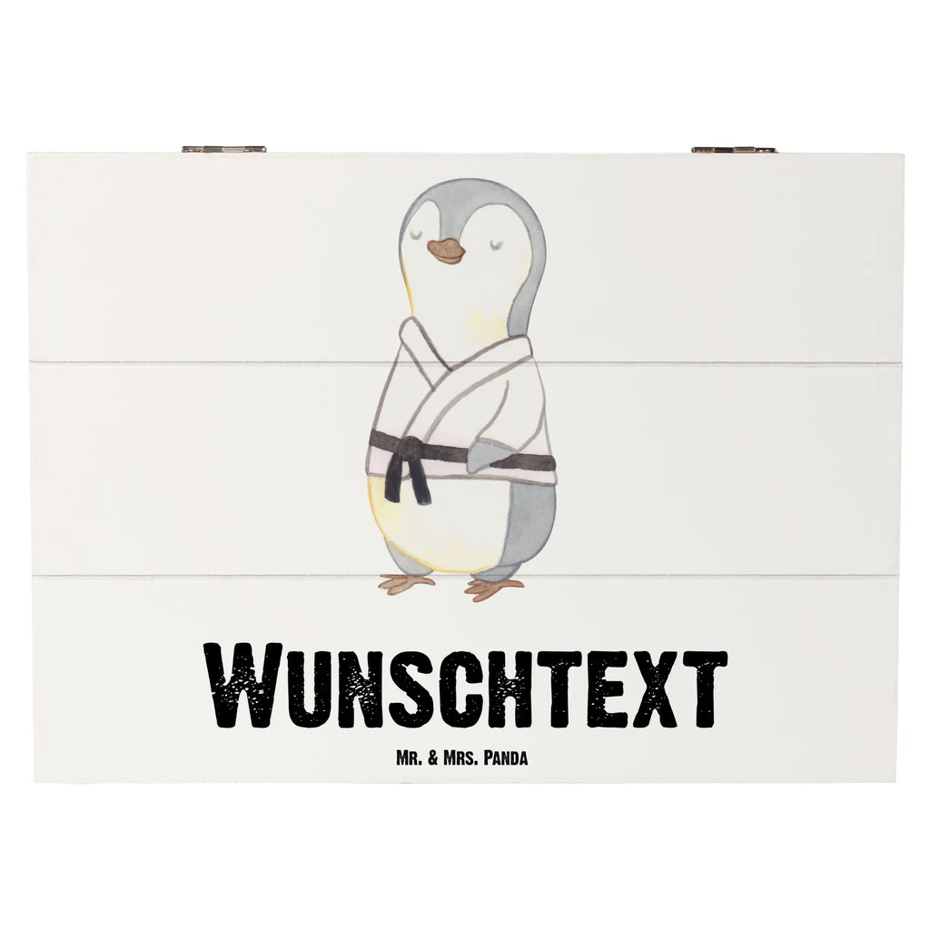 Personalisierte Holzkiste Pinguin Karate Holzkiste mit Namen, Kiste mit Namen, Schatzkiste mit Namen, Truhe mit Namen, Schatulle mit Namen, Erinnerungsbox mit Namen, Erinnerungskiste, mit Namen, Dekokiste mit Namen, Aufbewahrungsbox mit Namen, Holzkiste Personalisiert, Kiste Personalisiert, Schatzkiste Personalisiert, Truhe Personalisiert, Schatulle Personalisiert, Erinnerungsbox Personalisiert, Erinnerungskiste Personalisiert, Dekokiste Personalisiert, Aufbewahrungsbox Personalisiert, Geschenkbox personalisiert, GEschenkdose personalisiert, Geschenk, Sport, Sportart, Hobby, Schenken, Danke, Dankeschön, Auszeichnung, Gewinn, Sportler, Karate, Kampfsportart, Selbstverteidigung, Kampfkunst, Karate Verein