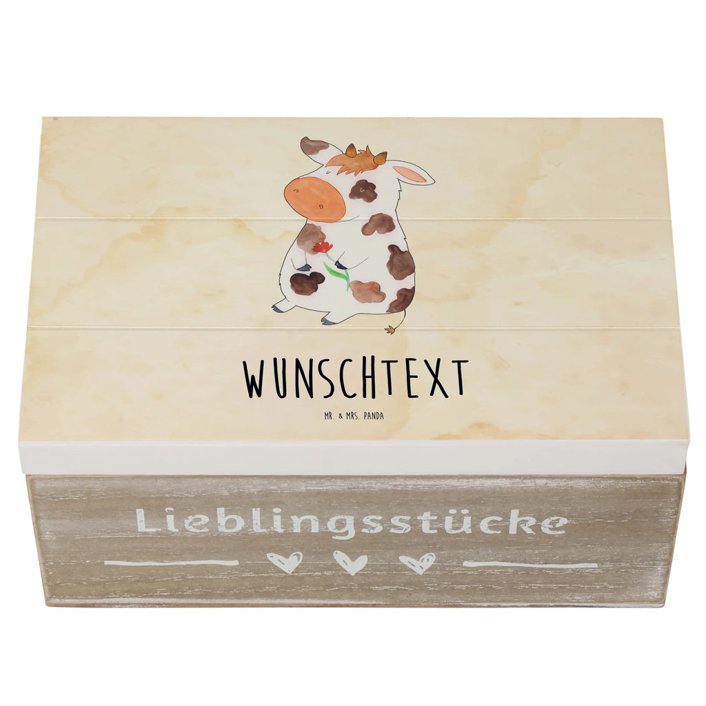 Personalisierte Holzkiste Kuh Holzkiste mit Namen, Kiste mit Namen, Schatzkiste mit Namen, Truhe mit Namen, Schatulle mit Namen, Erinnerungsbox mit Namen, Erinnerungskiste, mit Namen, Dekokiste mit Namen, Aufbewahrungsbox mit Namen, Holzkiste Personalisiert, Kiste Personalisiert, Schatzkiste Personalisiert, Truhe Personalisiert, Schatulle Personalisiert, Erinnerungsbox Personalisiert, Erinnerungskiste Personalisiert, Dekokiste Personalisiert, Aufbewahrungsbox Personalisiert, Geschenkbox personalisiert, GEschenkdose personalisiert, Bauernhof, Hoftiere, Landwirt, Landwirtin, Kuh, Kühe, Träume, Flausen, Spruch, Magie, Motivtion, Hof, Milch, Milchkuh